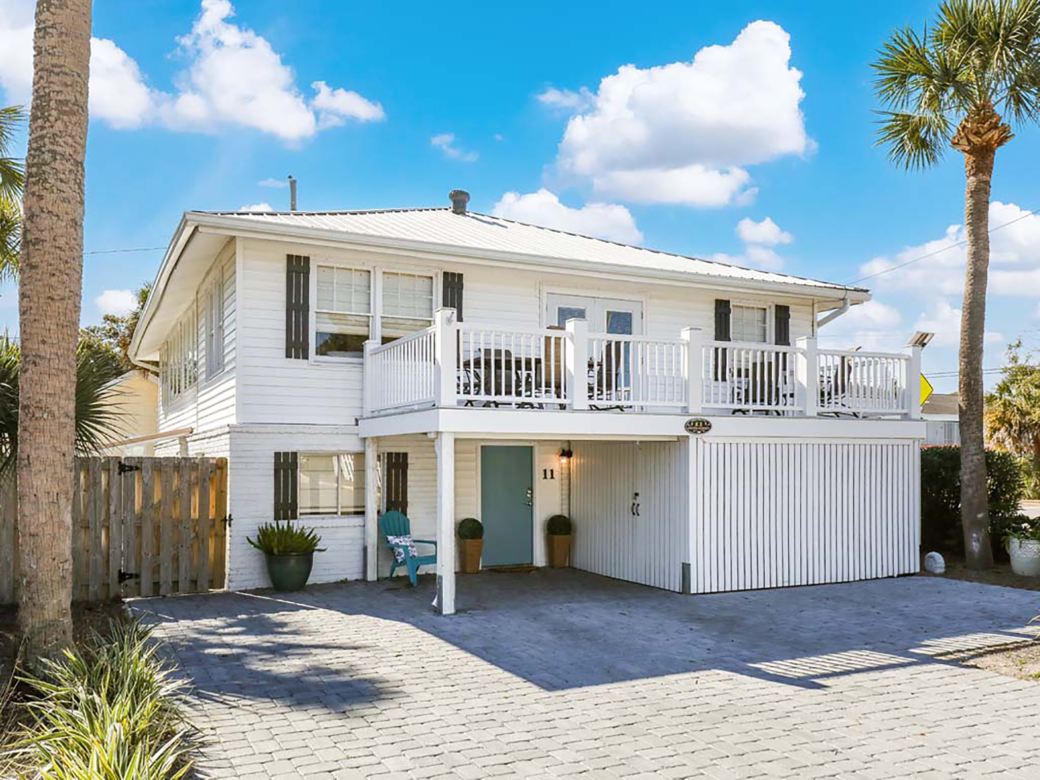 Homes for sale in Tybee Island | View 11 9th Street | 5 Beds, 2 Baths