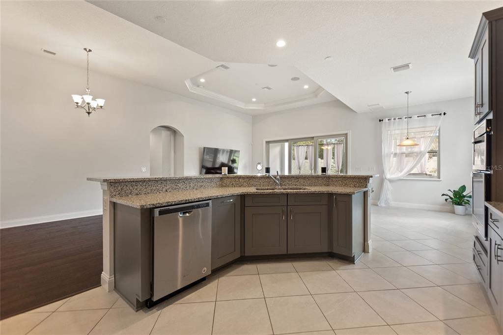 Central Florida Real Estate | View 10409 Angel Oak Court | room 6 | View 7