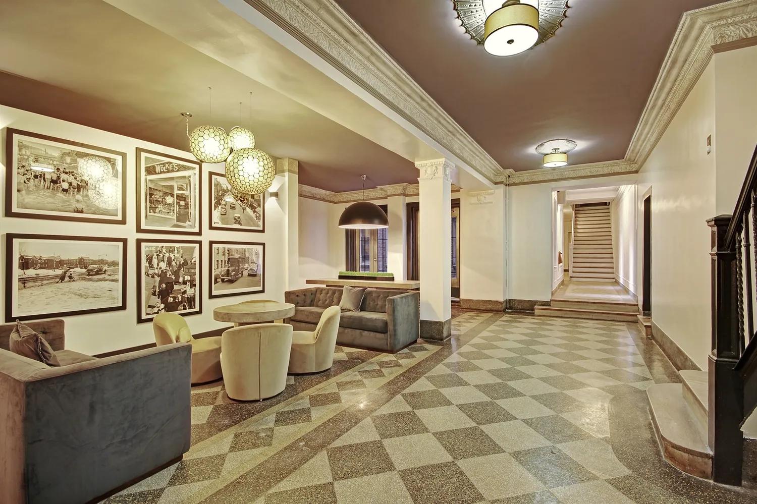 Classic Pre-war lobby with sitting area