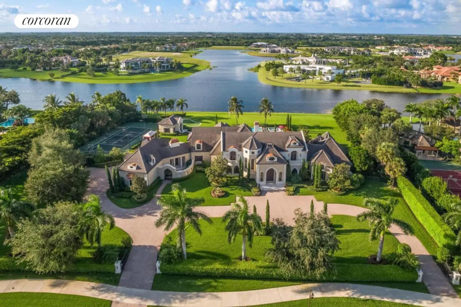 South Florida Real Estate | View 16021 Quiet Vista Circle | room 1 | View 2