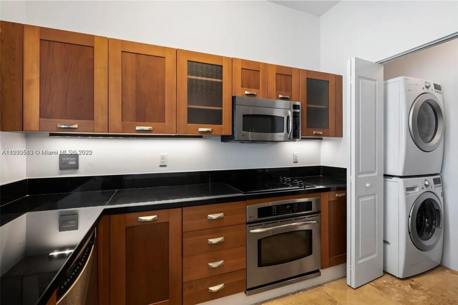 New York City Real Estate | View 186 SE 12th Ter #2302 | room 5 | View 6