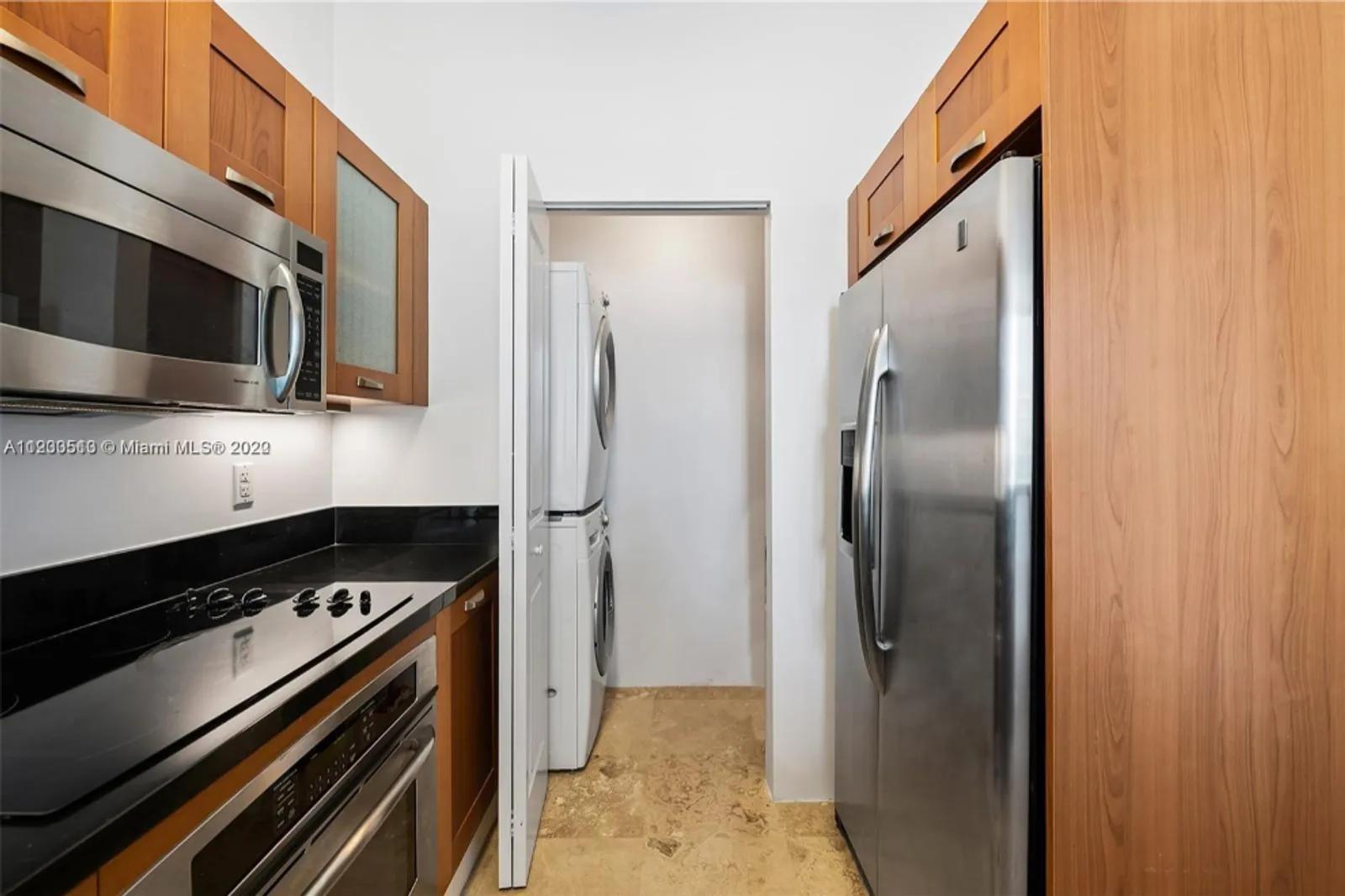 New York City Real Estate | View 186 SE 12th Ter #2302 | room 7 | View 8
