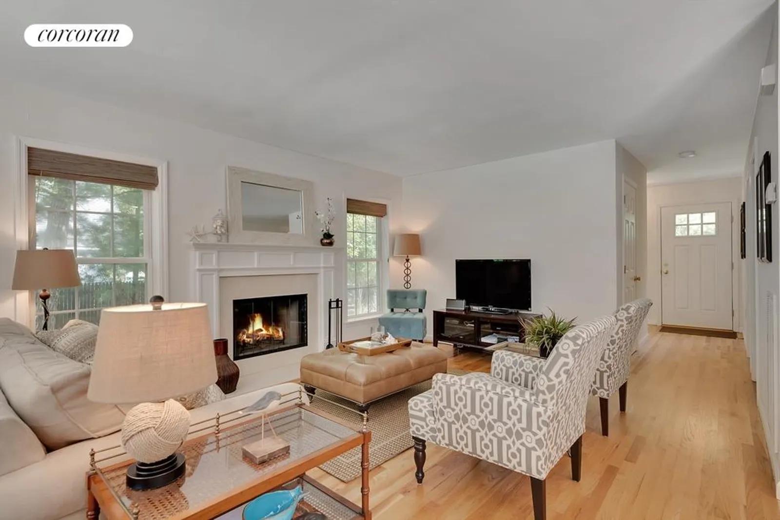 New York City Real Estate | View  | LIVING ROOM | View 3