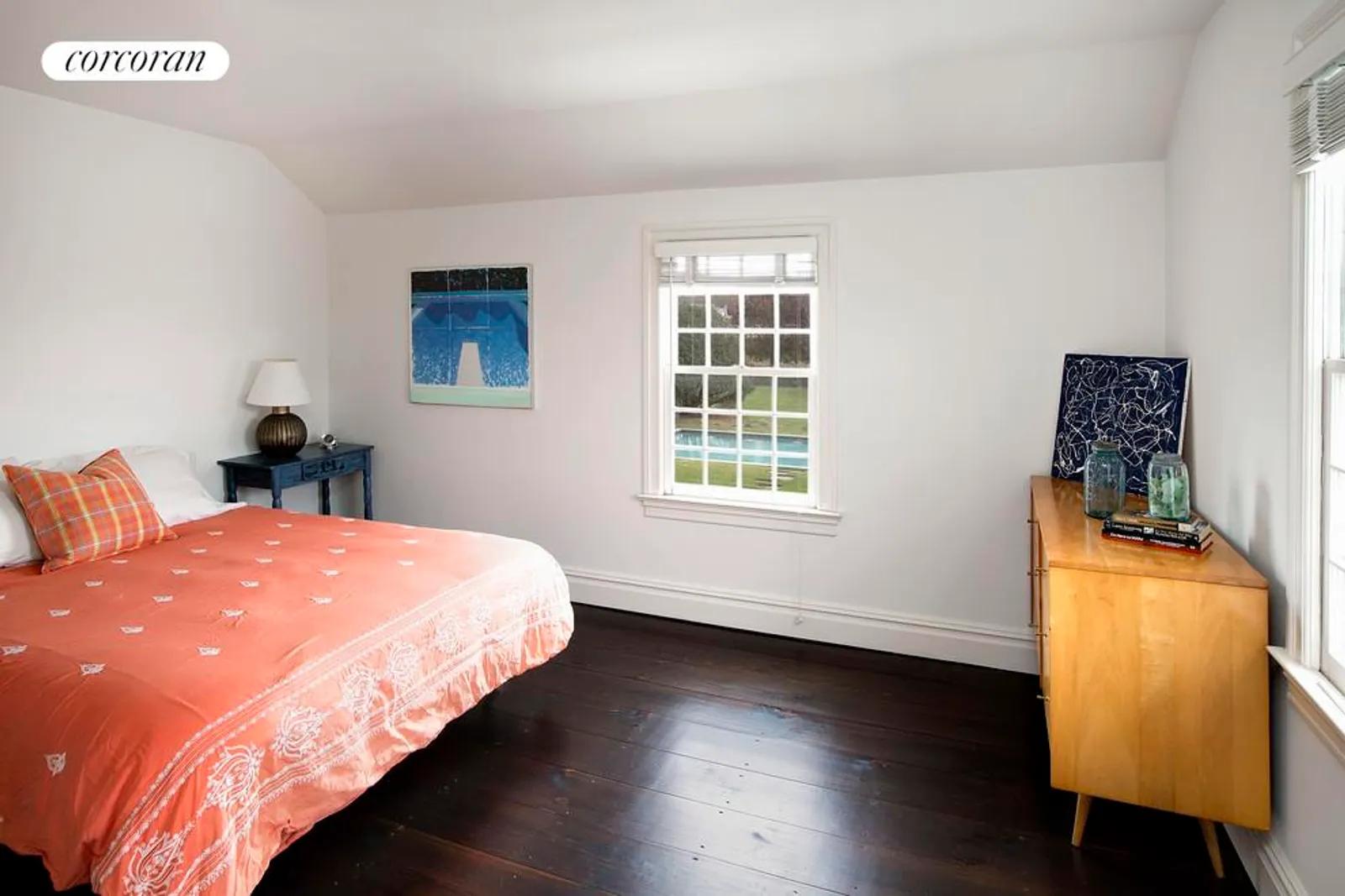 The Hamptons Real Estate | View  | 4th Guest Bedroom | View 25