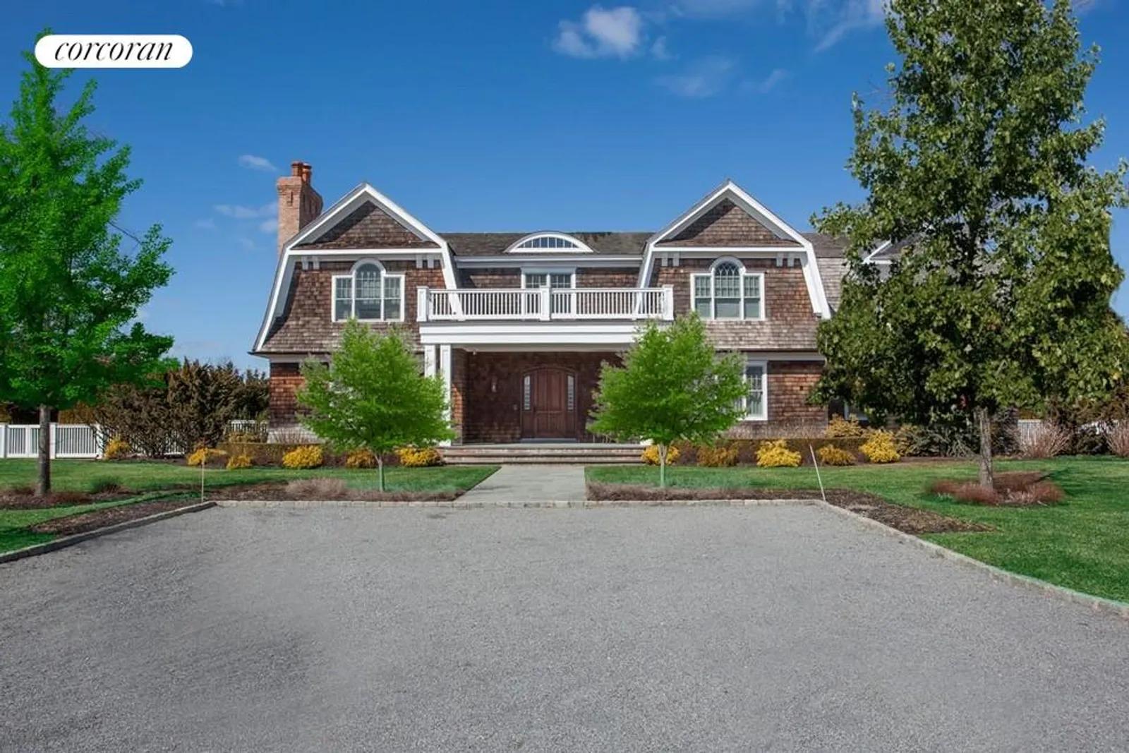 The Hamptons Real Estate | View  | front exterior | View 3