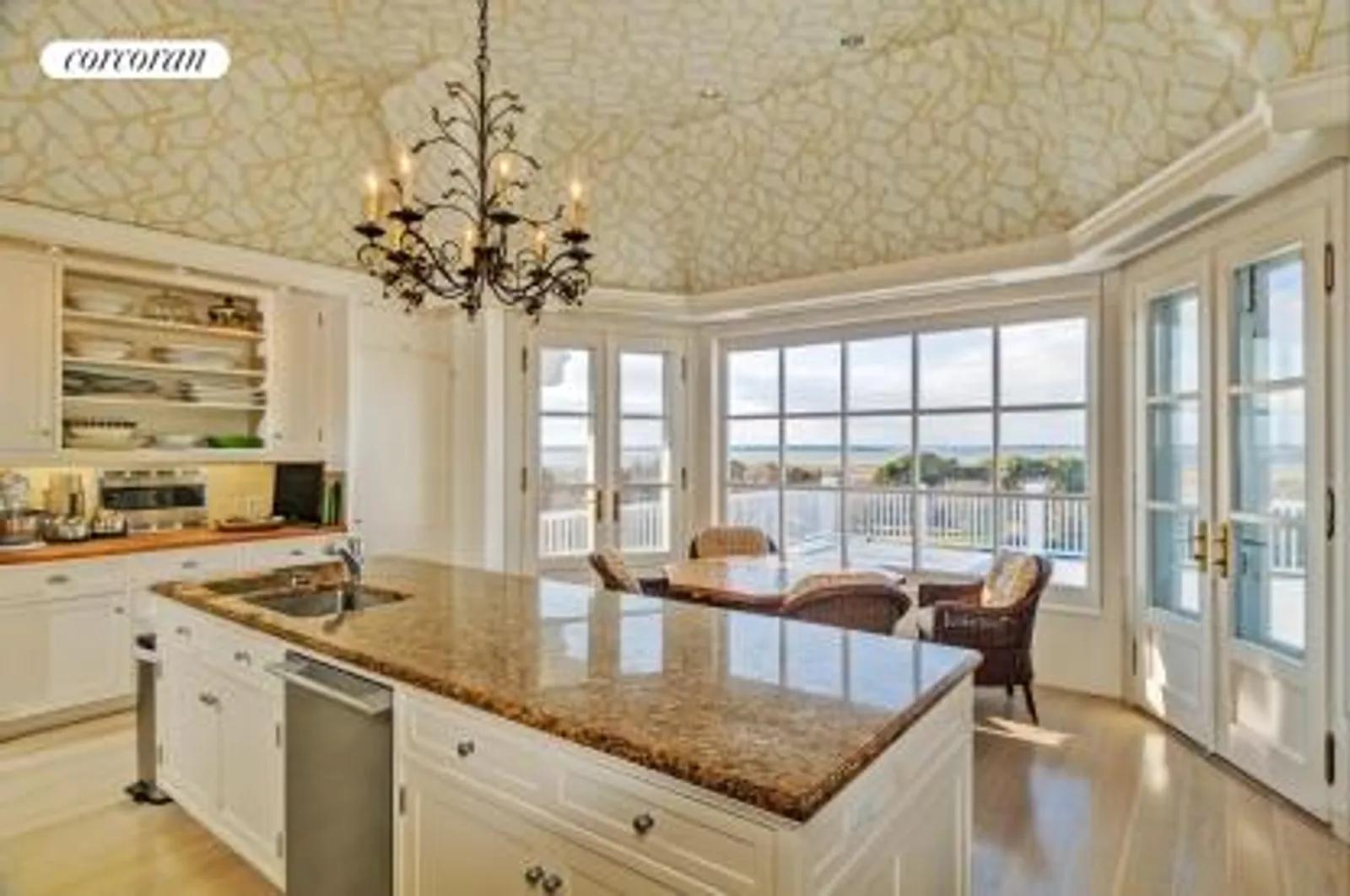 The Hamptons Real Estate | View  | Eat-In Kitchen With Casual Dining Deck And Bayviews | View 11