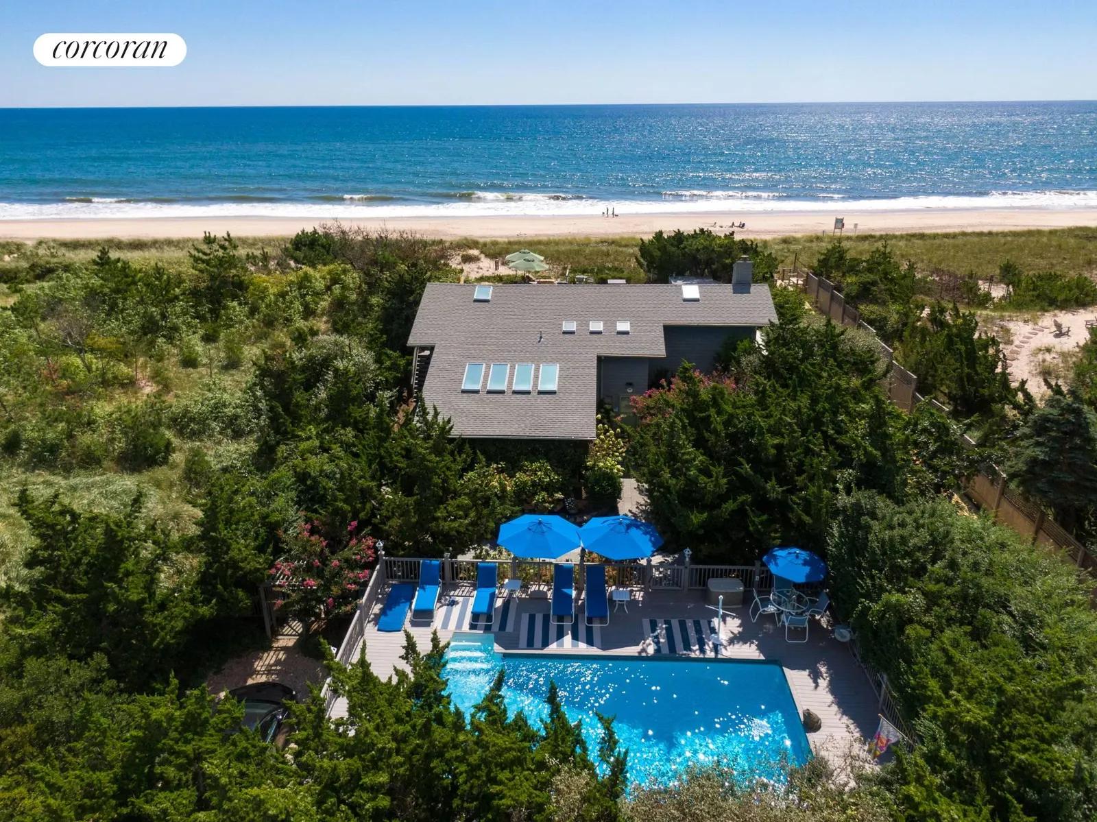 The Hamptons Real Estate | View 195 Marine Blvd | room 5 | View 6