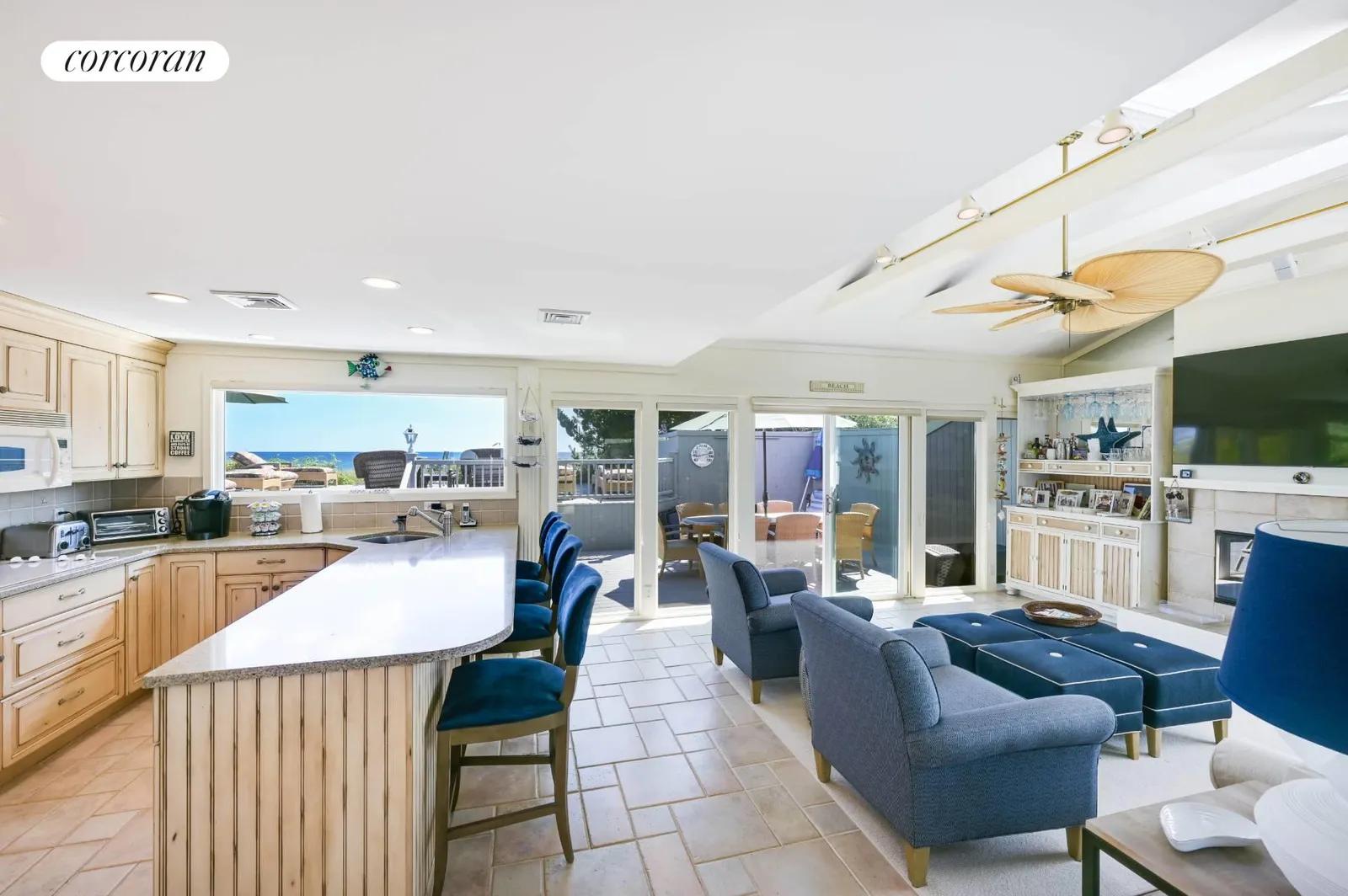 The Hamptons Real Estate | View 195 Marine Blvd | room 22 | View 23