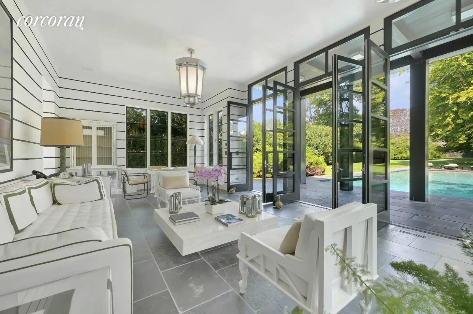 The Hamptons Real Estate | View  | room 32 | View 33