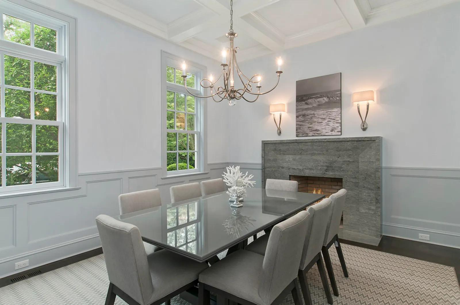 The Hamptons Real Estate | View  | Dining Room | View 4
