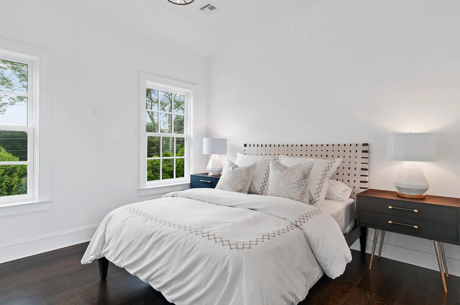 The Hamptons Real Estate | View  | Ensuite Bedroom | View 12