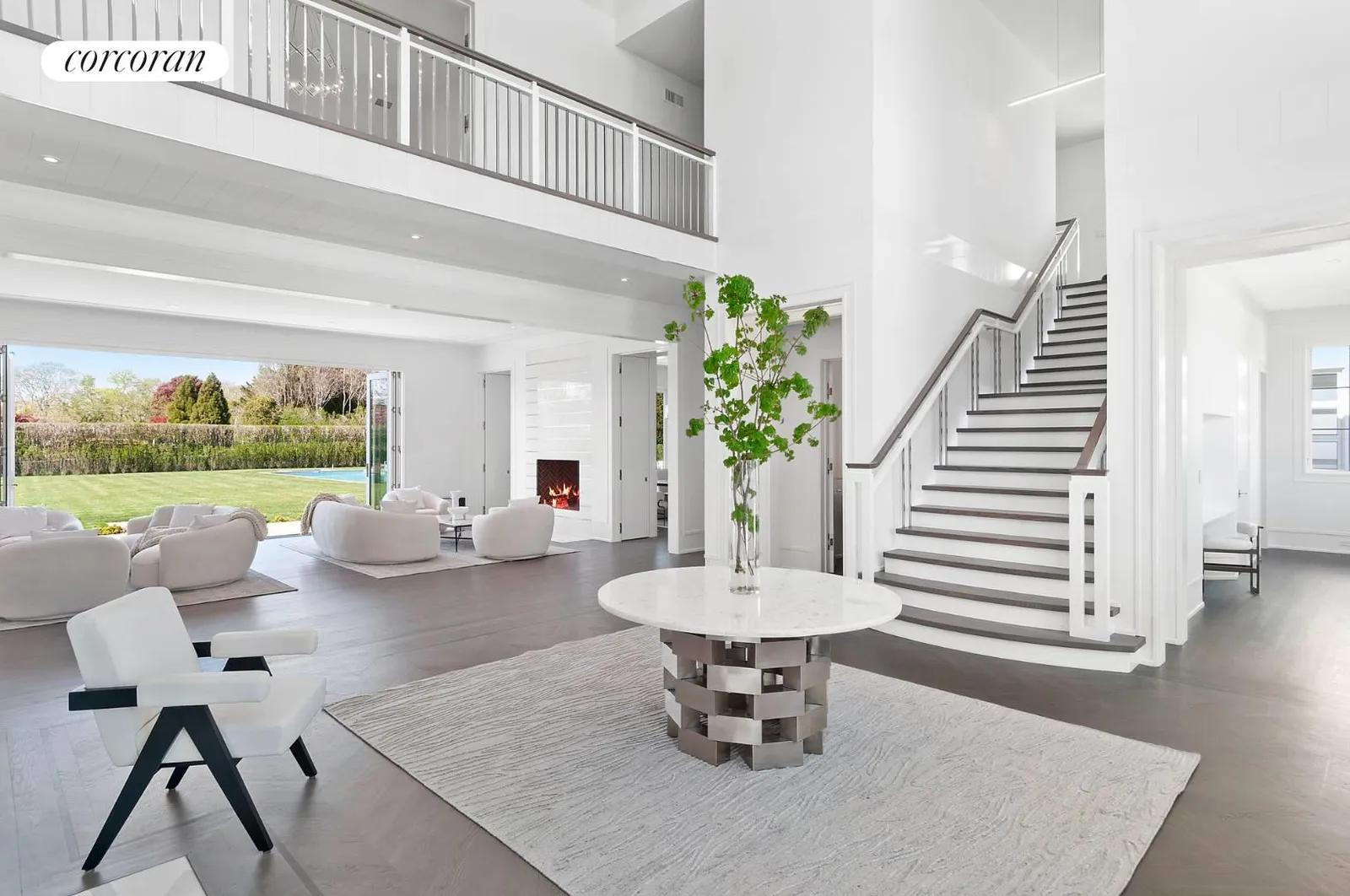 The Hamptons Real Estate | View 51 Pheasant Lane | room 3 | View 4