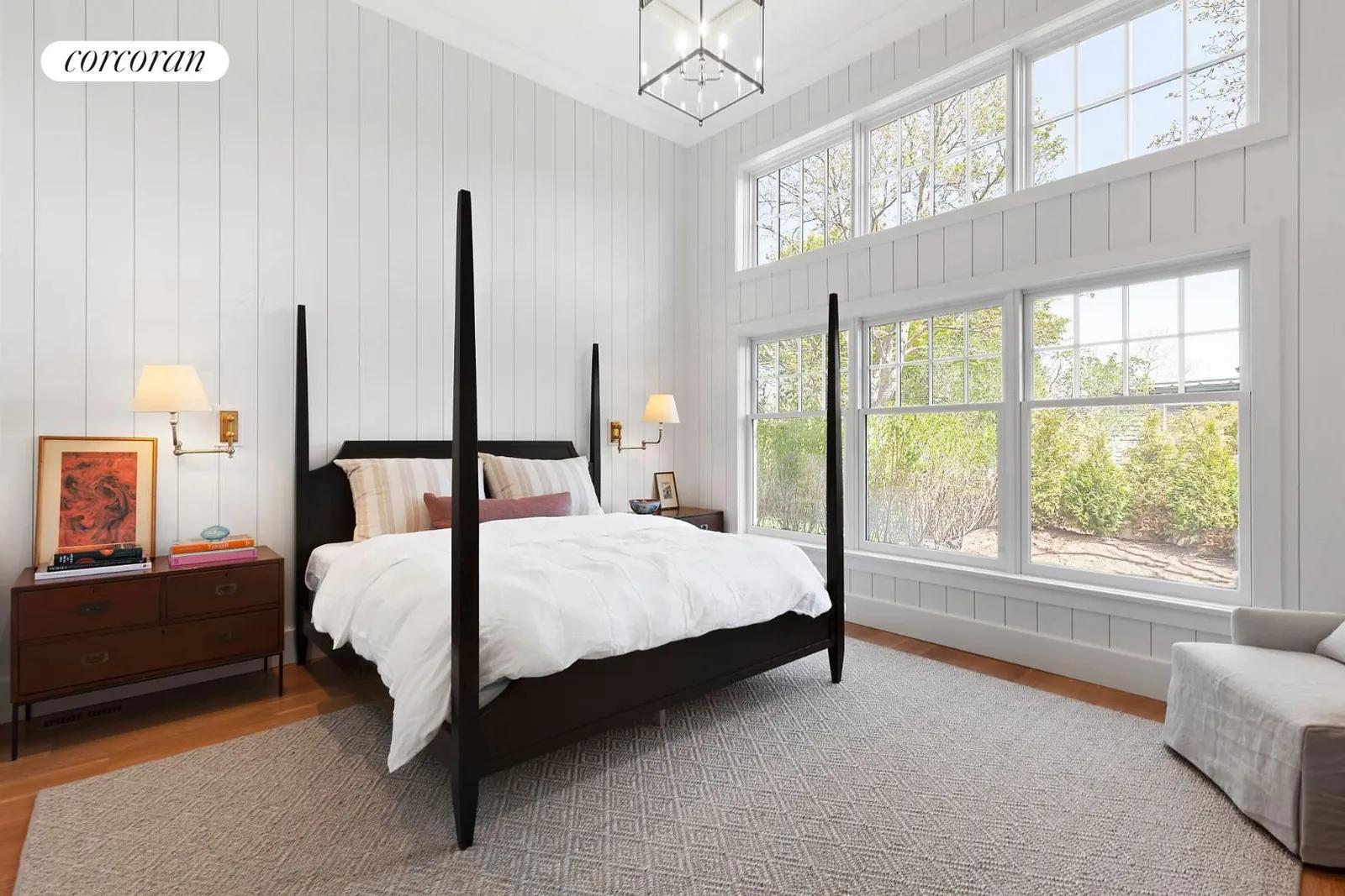 The Hamptons Real Estate | View 109 Hill Street, Terry Cottage | room 11 | View 12