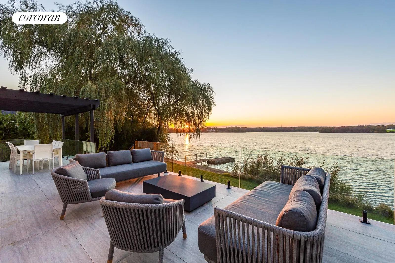 The Hamptons Real Estate | View 172 Mill Pond Lane | room 4 | View 5
