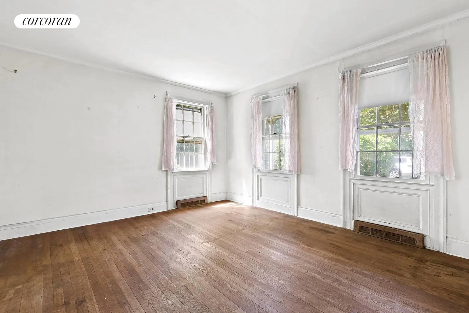 New York City Real Estate | View 203 Madison Street | Ground Floor Residence | View 26