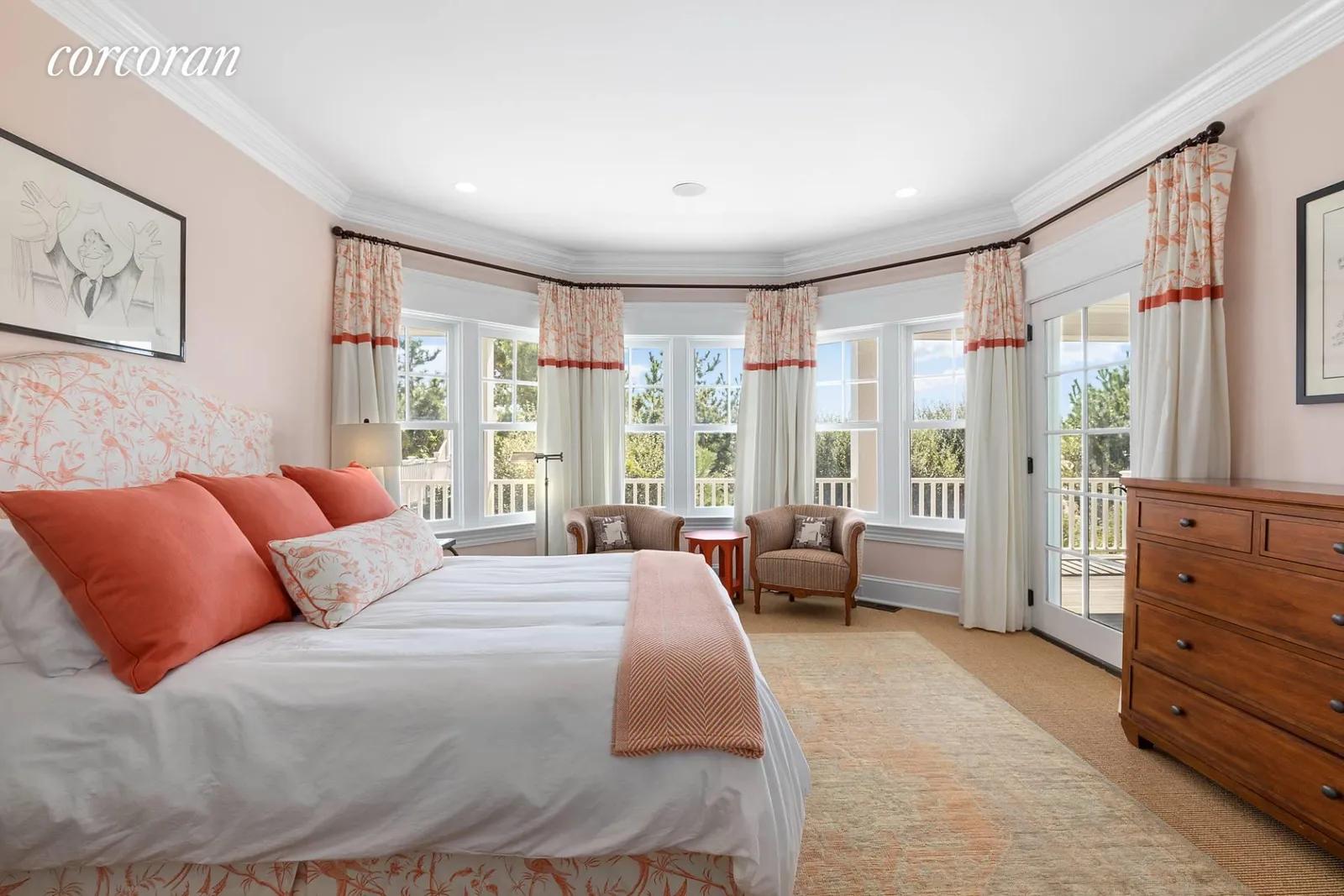 The Hamptons Real Estate | View 175 Dune Road | One of Seven Bedrooms | View 17