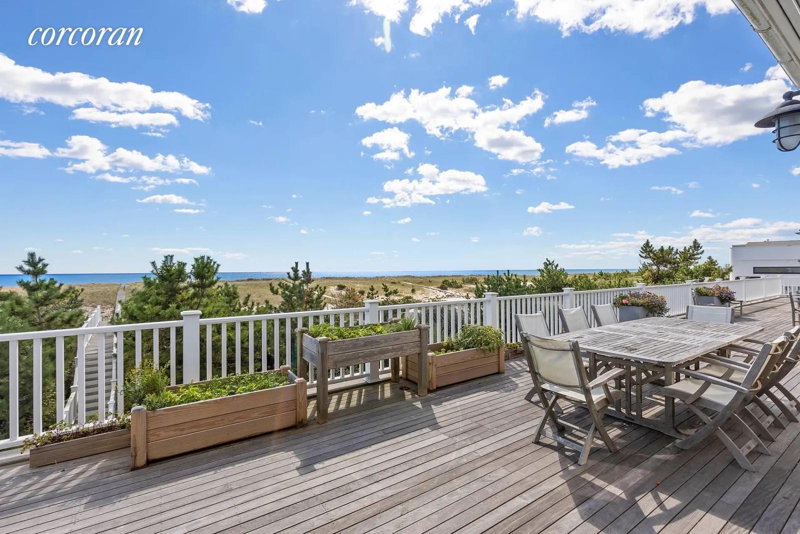 The Hamptons Real Estate | View 175 Dune Road | Upper Level Back Deck | View 34