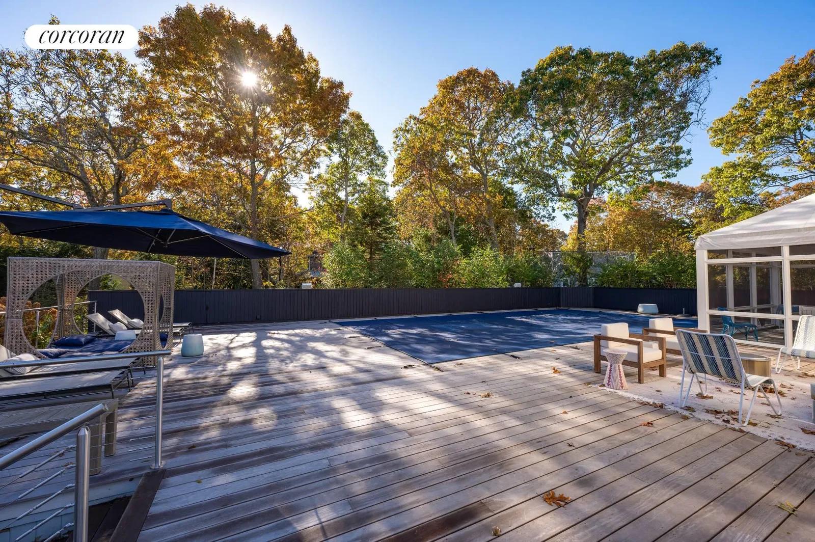 The Hamptons Real Estate | View 32 Mill Road | room 23 | View 24