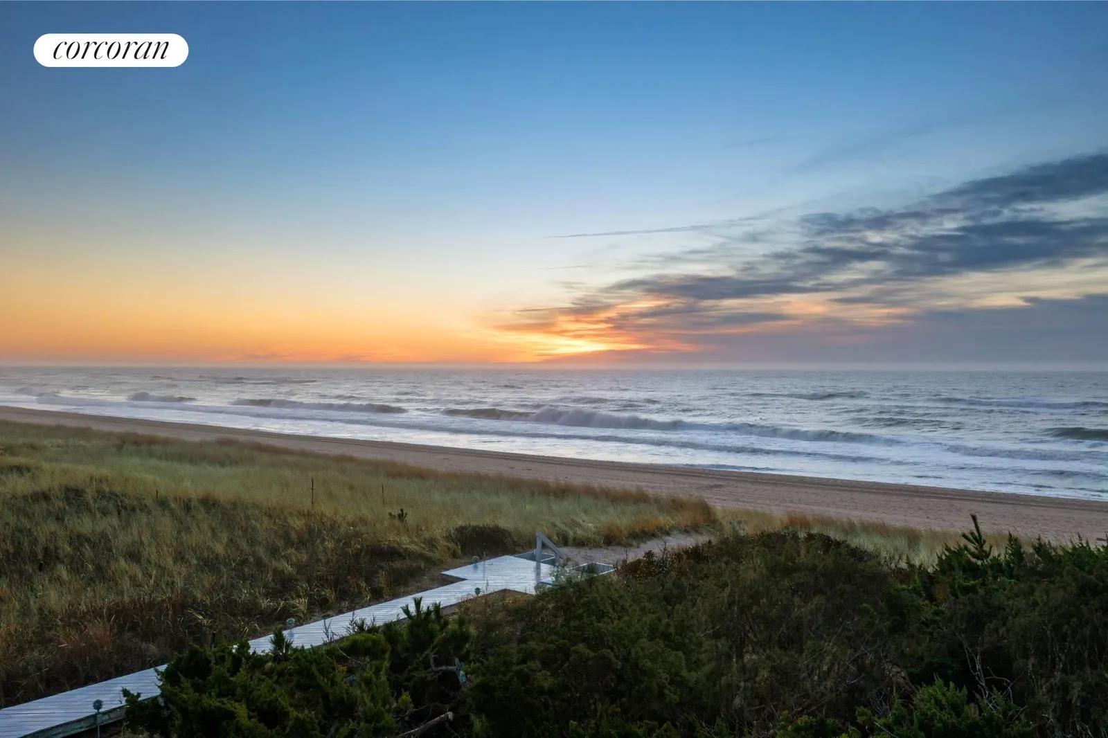 The Hamptons Real Estate | View 266 & 271 Marine Blvd | room 3 | View 4
