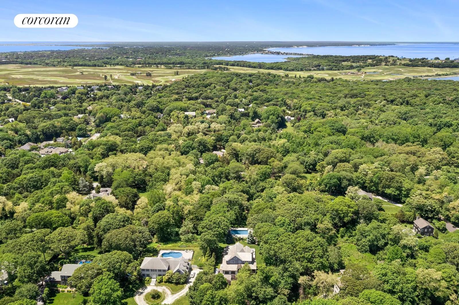The Hamptons Real Estate | View 46 White Oak Lane | Surrounded by the areas best golf clubs | View 30