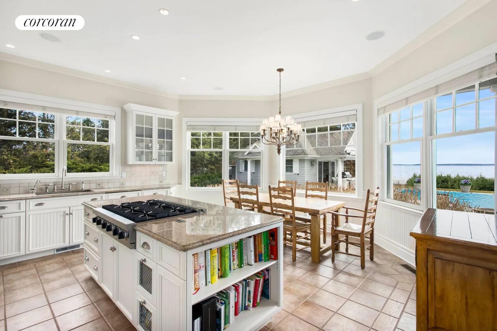 The Hamptons Real Estate | View 2503 Camp Mineola Ext | EIK | View 8