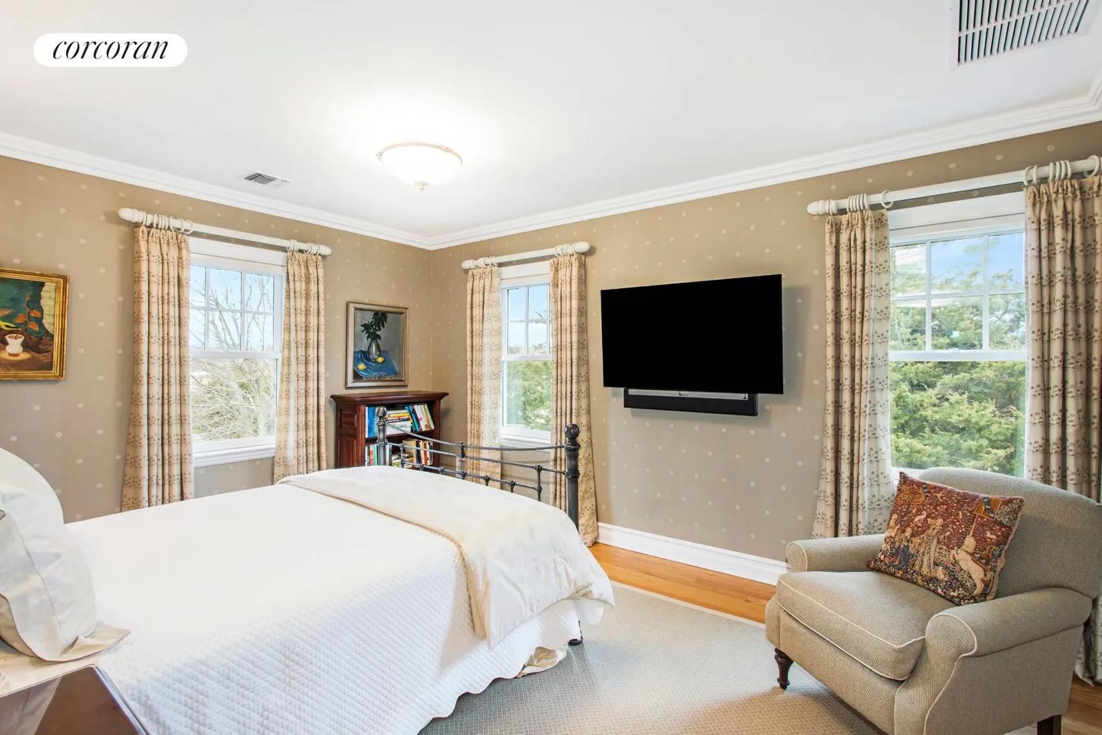 The Hamptons Real Estate | View 2503 Camp Mineola Ext | Bedroom | View 14