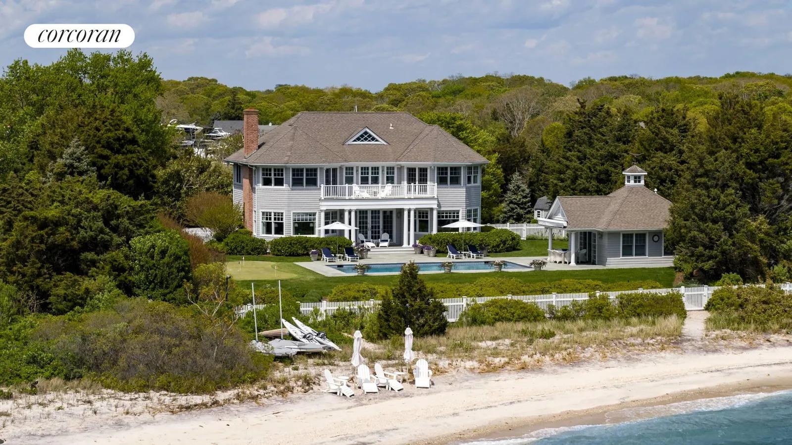 The Hamptons Real Estate | View 2503 Camp Mineola Ext | room 19 | View 20