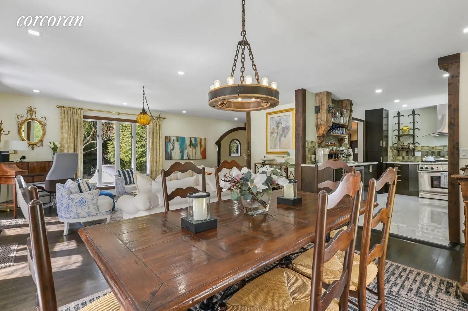The Hamptons Real Estate | View 100 Sandy Hollow Road | room 28 | View 29