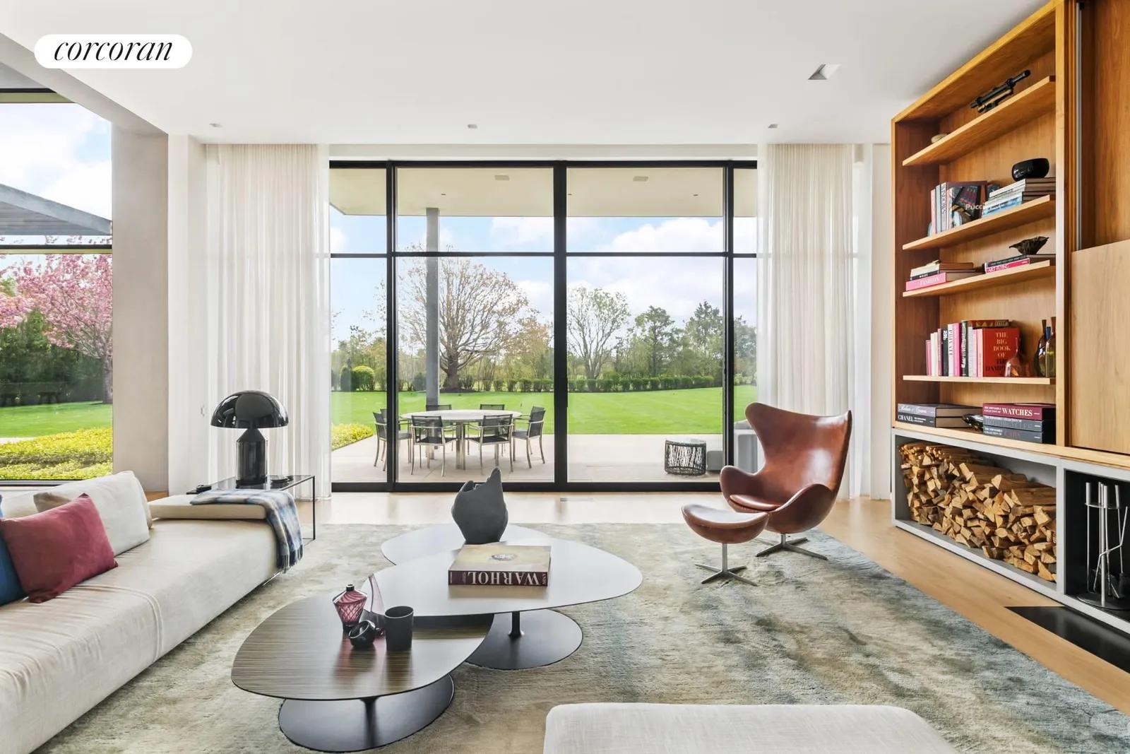 The Hamptons Real Estate | View 183 Daniels Lane | room 11 | View 12