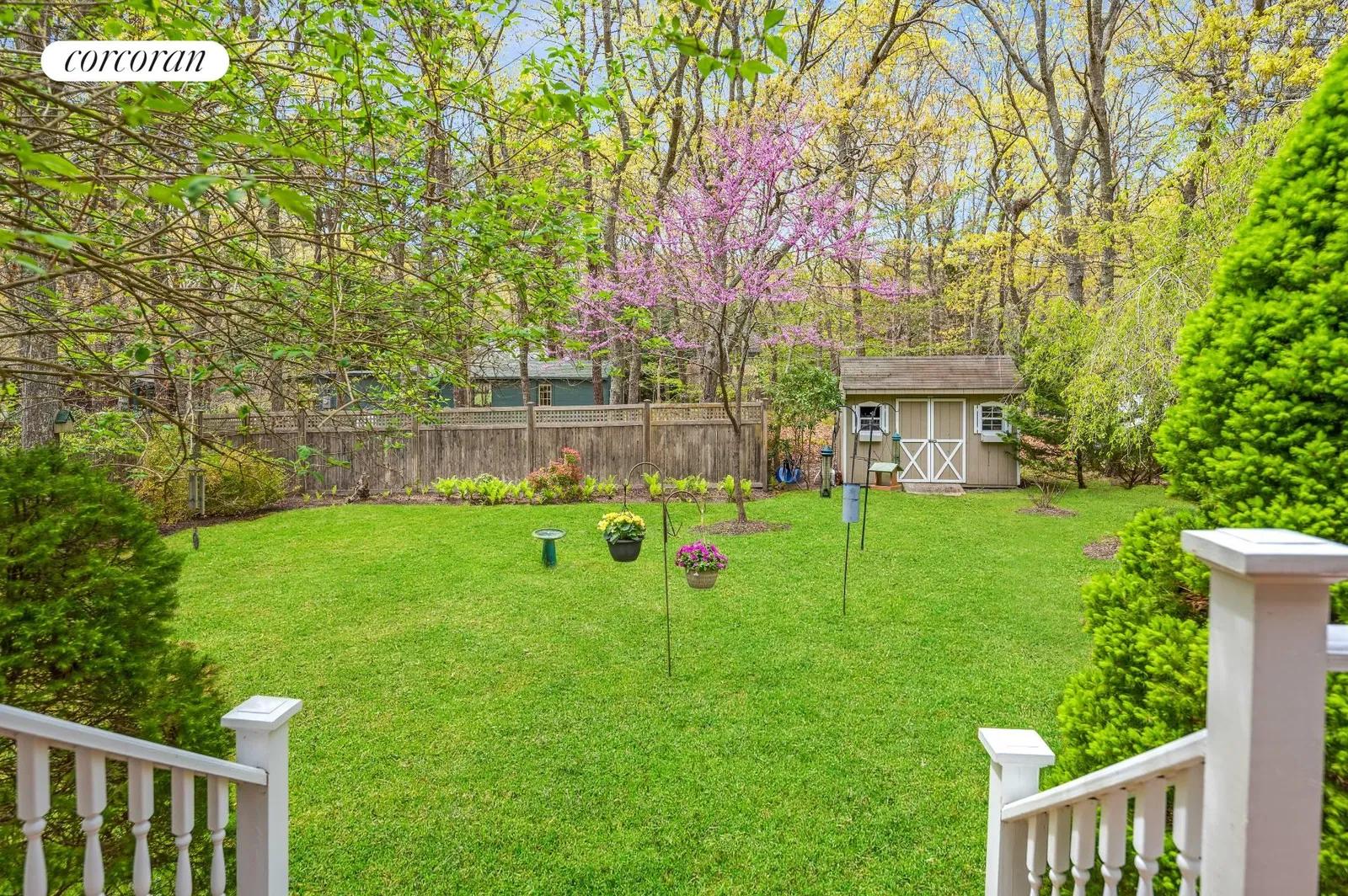 New York City Real Estate | View 22 Wooded Oak Lane | room 18 | View 19
