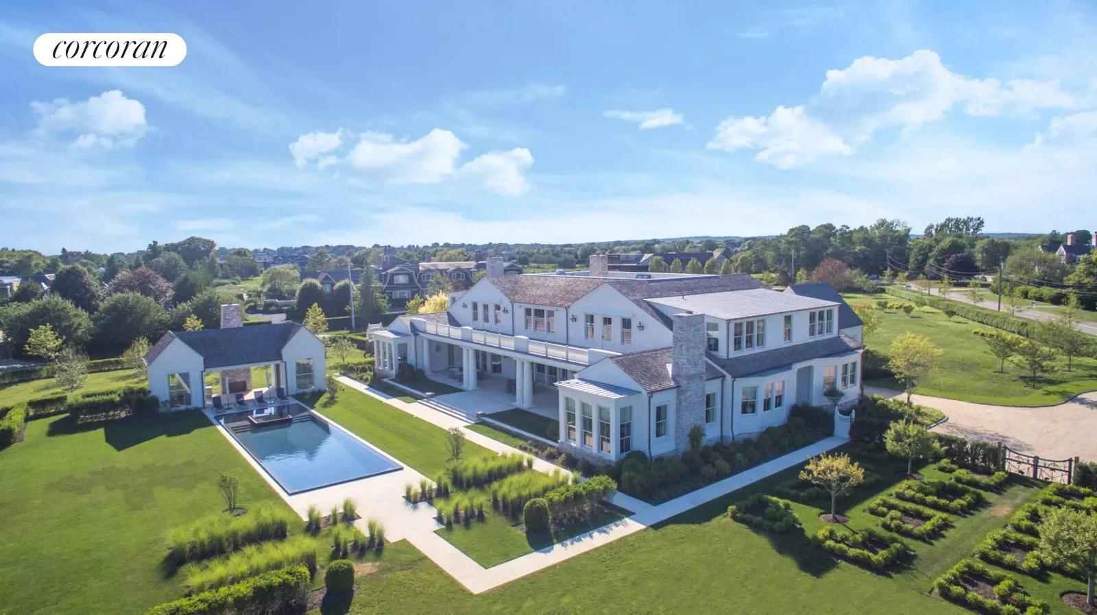 The Hamptons Real Estate | View 41 Halsey Lane | room 1 | View 2
