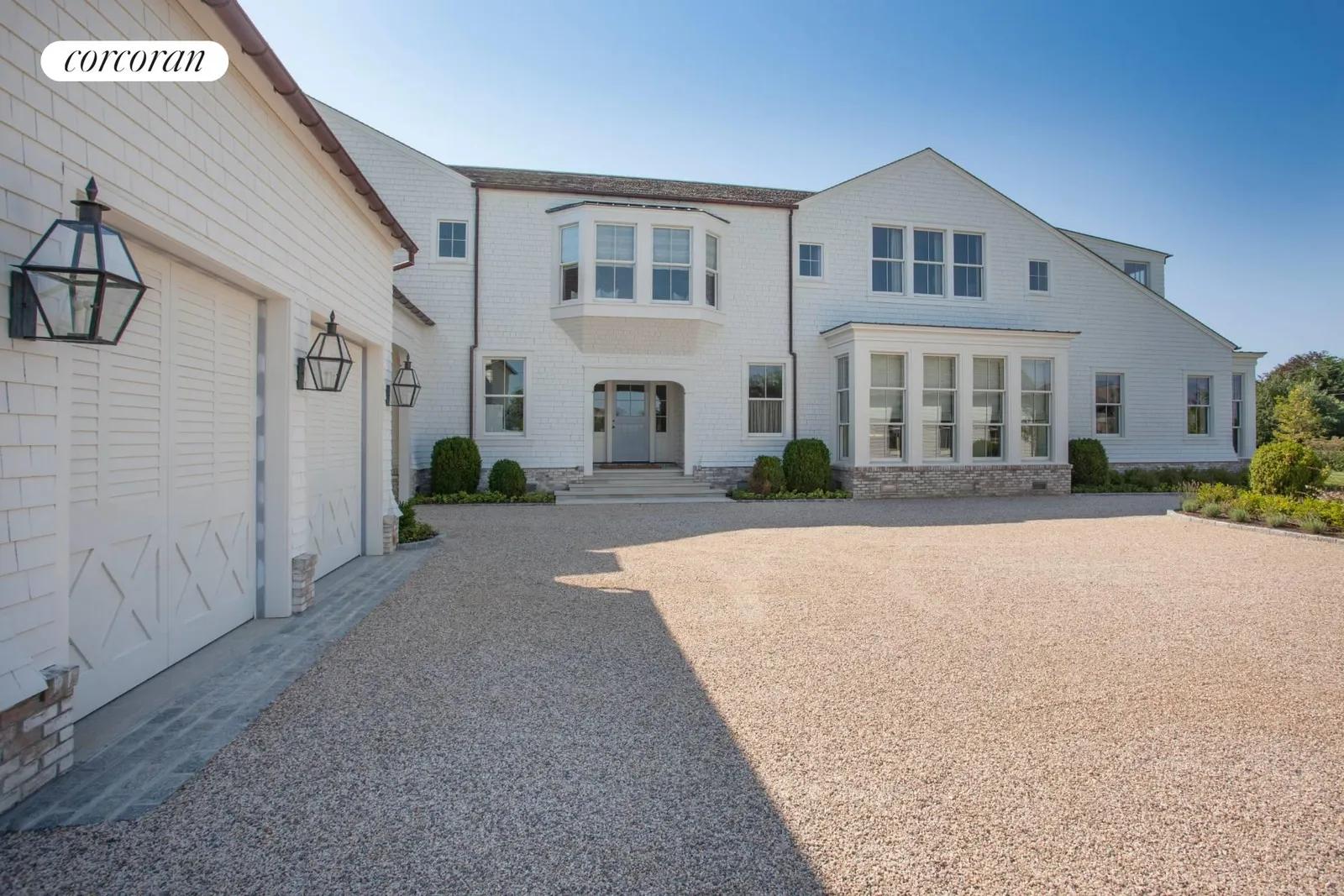 The Hamptons Real Estate | View 41 Halsey Lane | room 33 | View 34