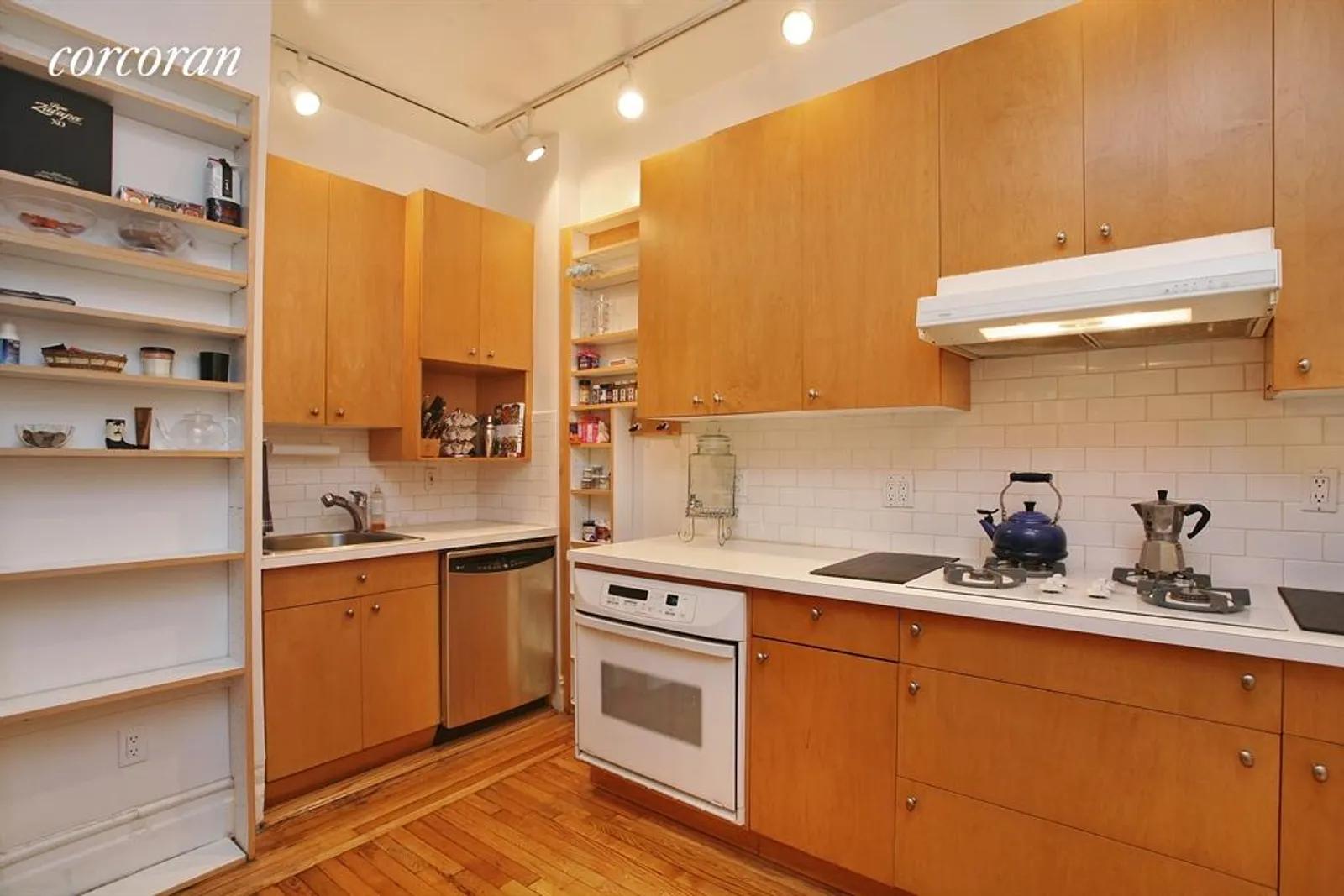 New York City Real Estate | View 528 West 111th Street, 7 | Kitchen | View 2