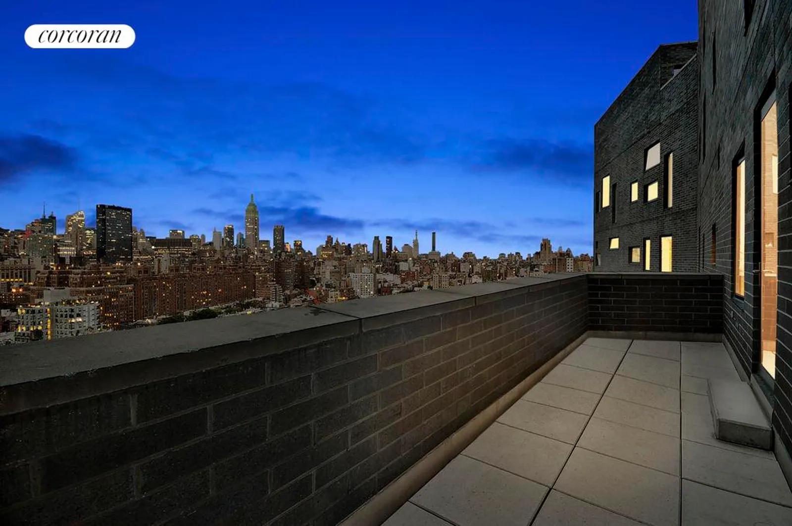 New York City Real Estate | View 100 Eleventh Avenue, PHB | 09 | View 20
