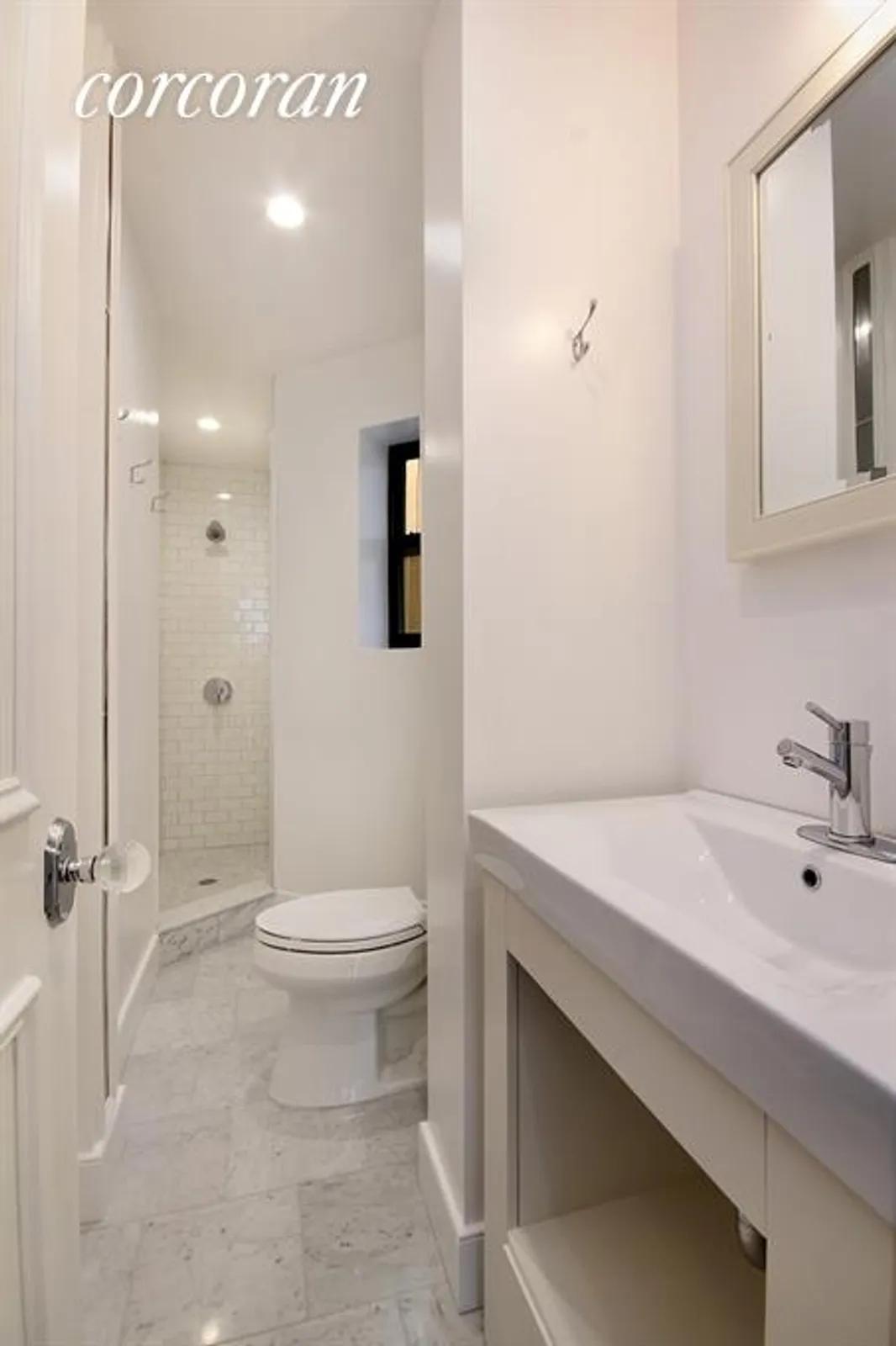 New York City Real Estate | View 851 Franklin Avenue, 2A | Bathroom | View 5