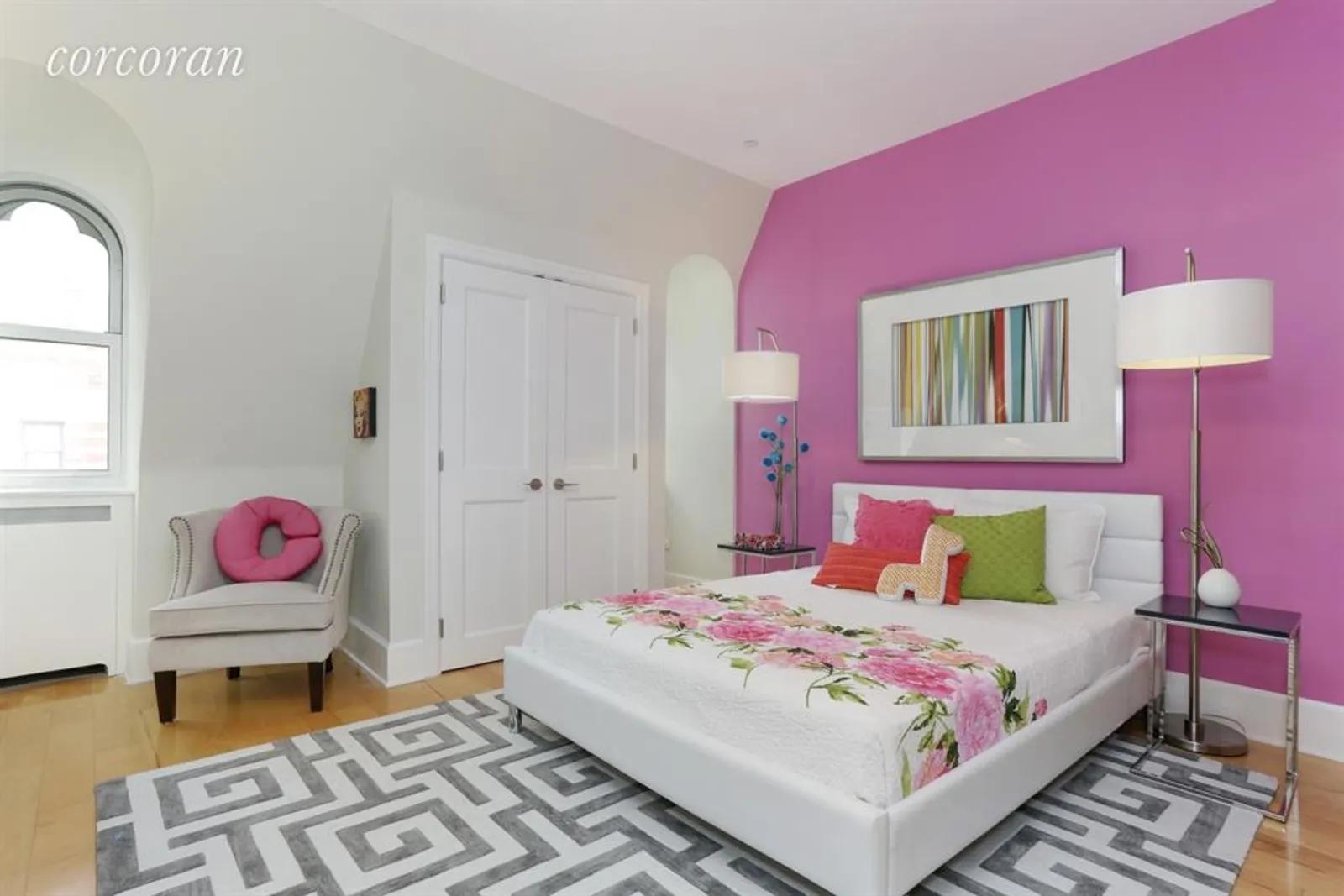 New York City Real Estate | View 455 Central Park West, LM19 | Kids Bedroom | View 7