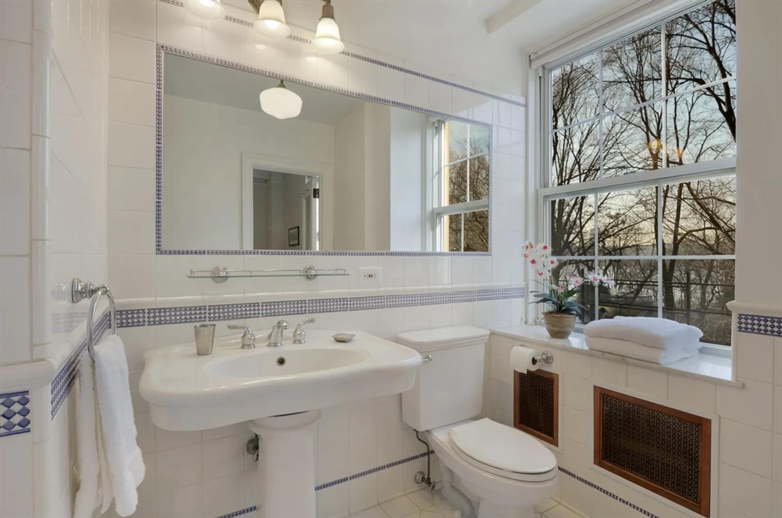 New York City Real Estate | View 173 Riverside Drive, 3FM | Master Bathroom | View 6