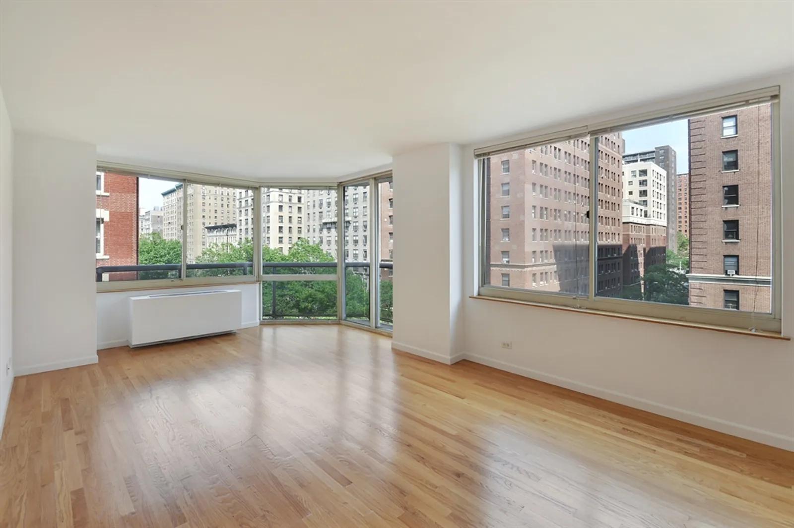 New York City Real Estate | View 250 West 90th Street, 8H | Living Room | View 2