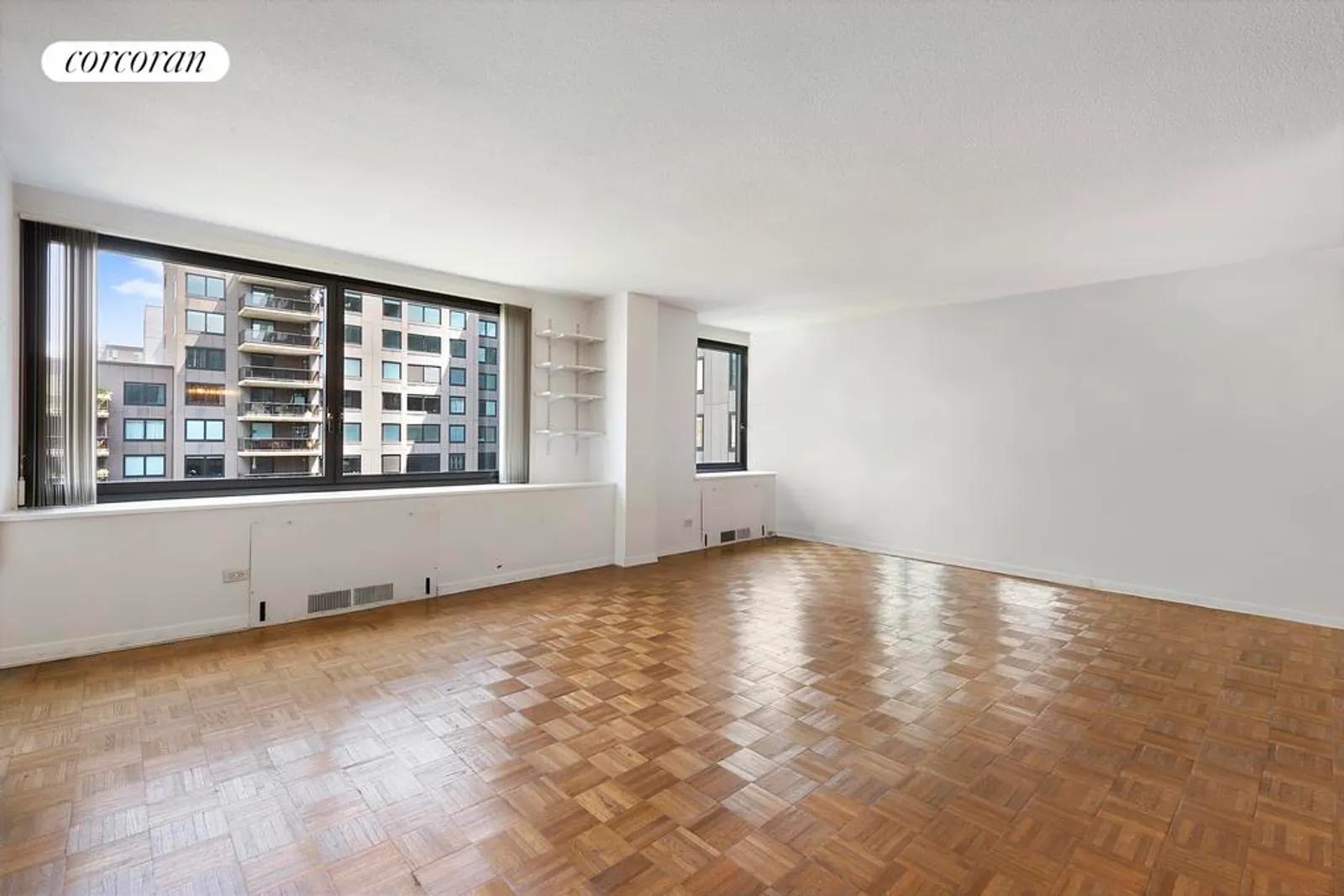 New York City Real Estate | View 531 Main Street, 1109 | light & spacious, partial river view | View 8