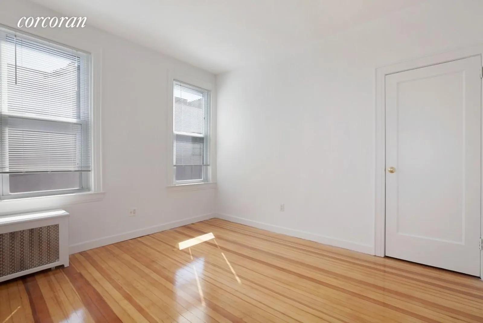 New York City Real Estate | View 36-10 11th Street, 1R | room 1 | View 2