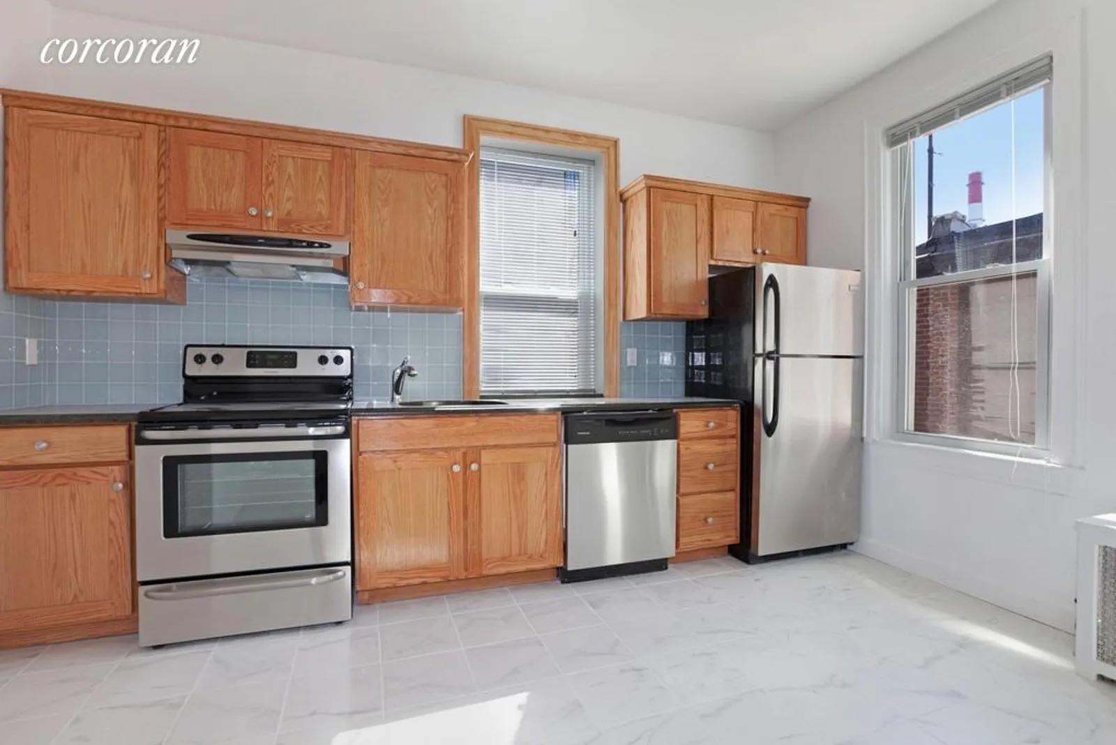 New York City Real Estate | View 36-10 11th Street, 1R | room 3 | View 4