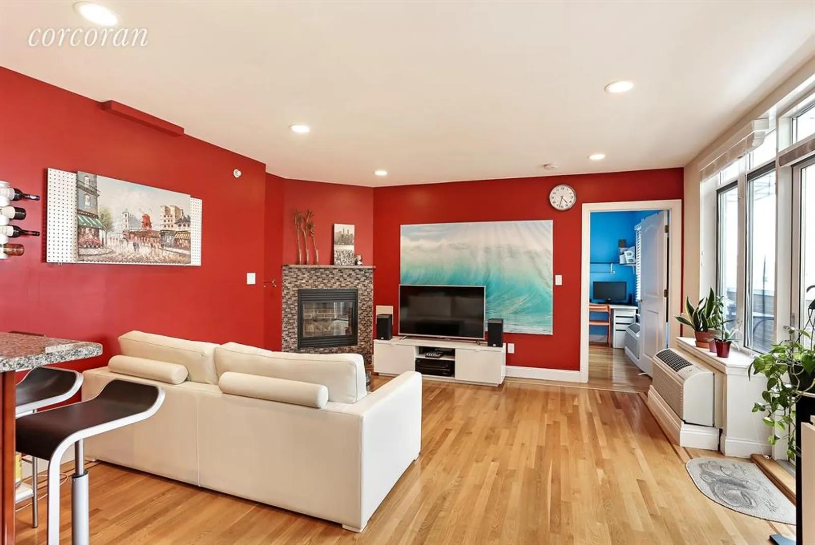 New York City Real Estate | View 30-94 Crescent Street, 7D | 1 Bed, 1 Bath | View 1