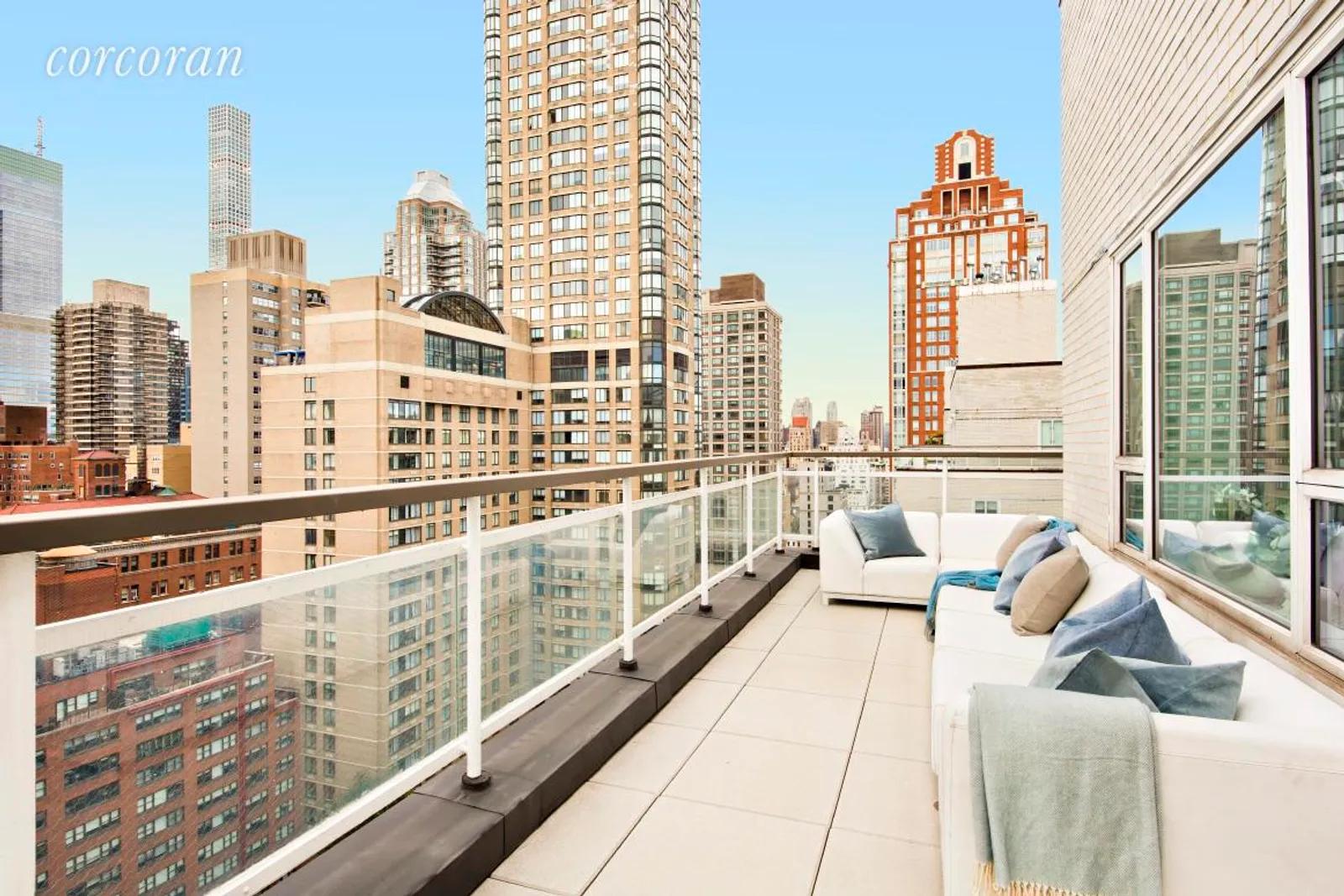 New York City Real Estate | View 200 East 66th Street, PH D2102 | room 11 | View 12