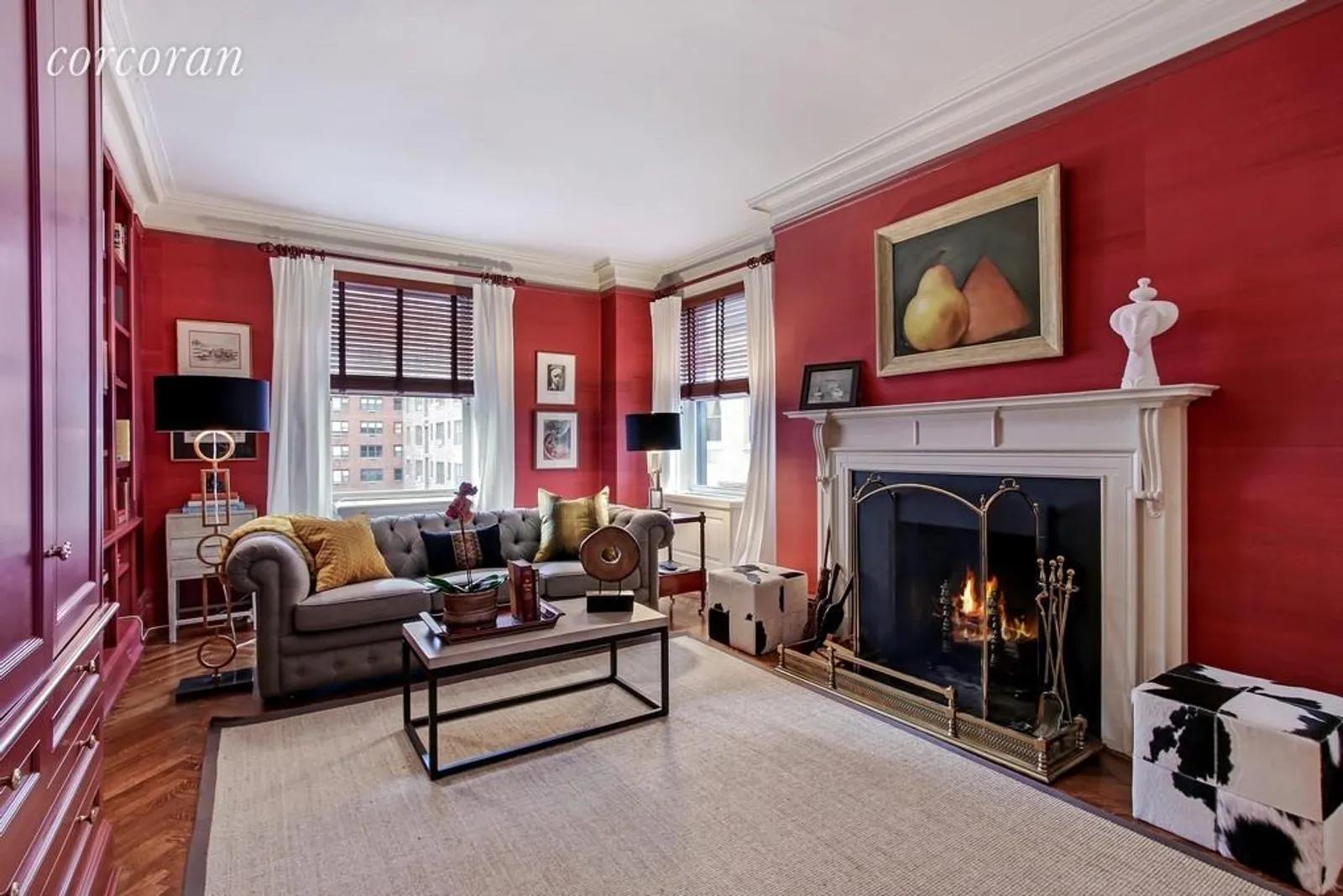 New York City Real Estate | View 150 East 73rd Street, 7D | Library/Den | View 5
