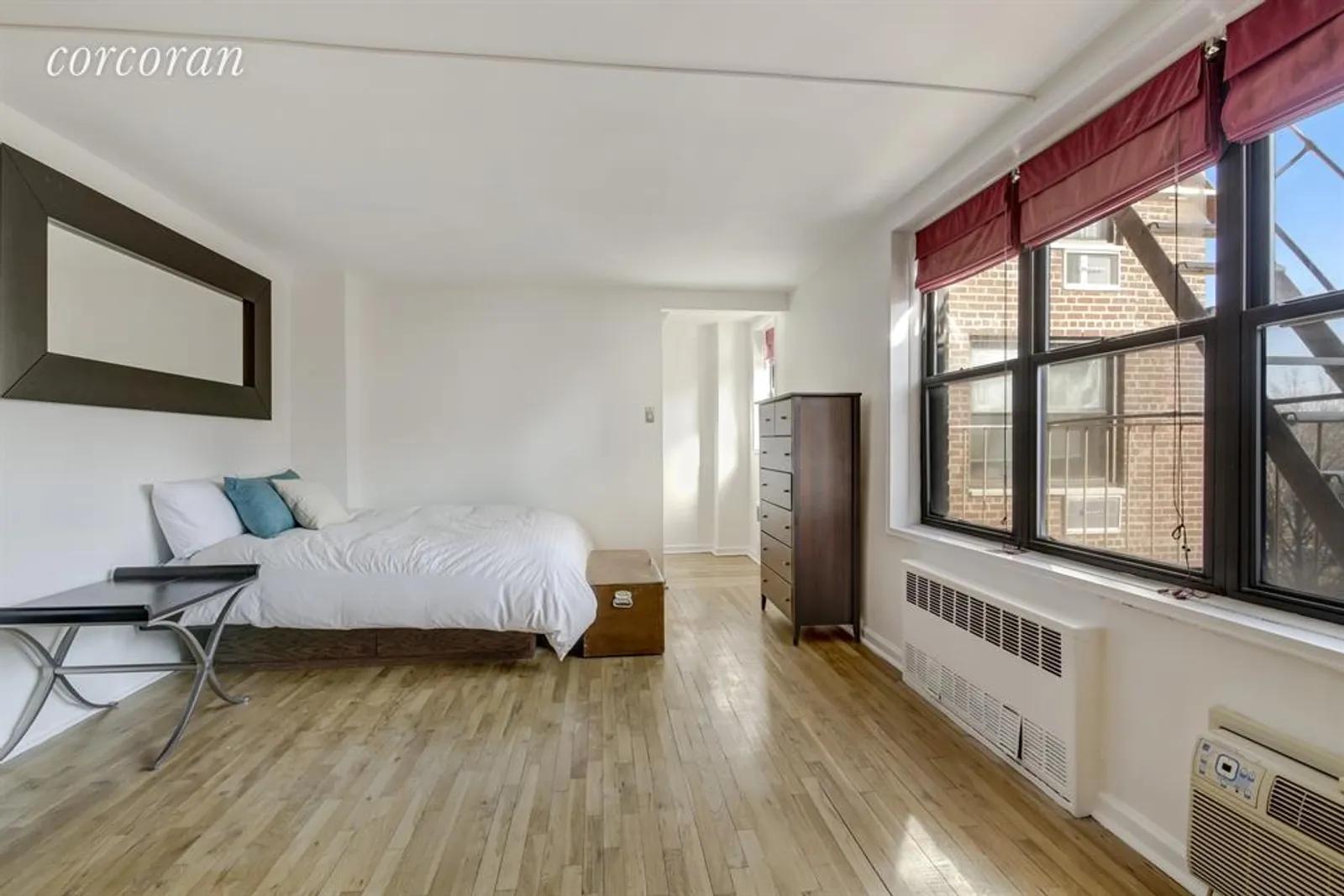 New York City Real Estate | View 185 Prospect Park SW, 604 | Bedroom | View 3