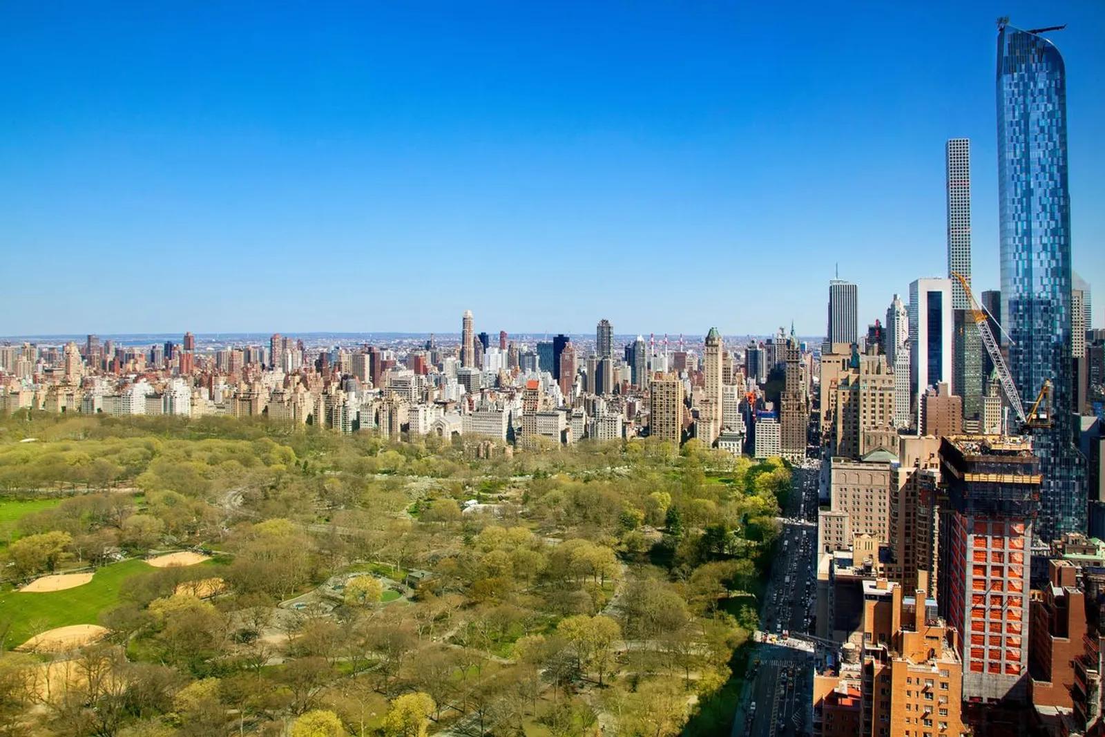 New York City Real Estate | View 25 Columbus Circle, 63A | room 7 | View 8