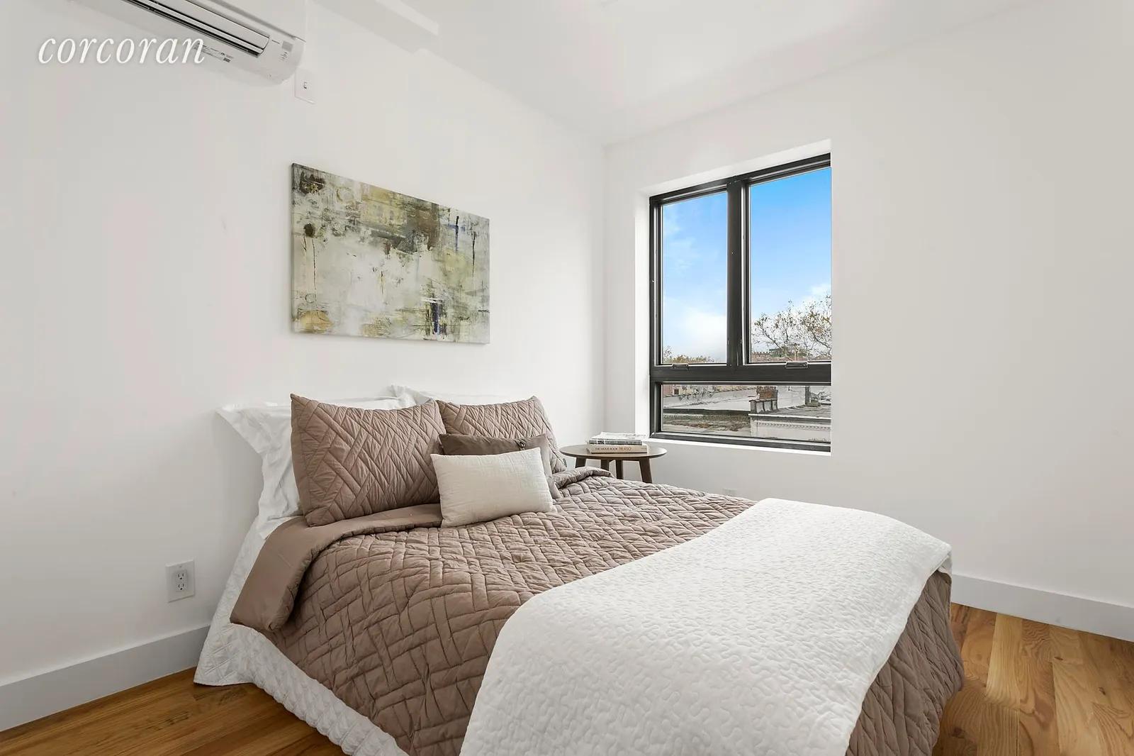 New York City Real Estate | View 1405 Hancock Street, 3A | room 1 | View 2