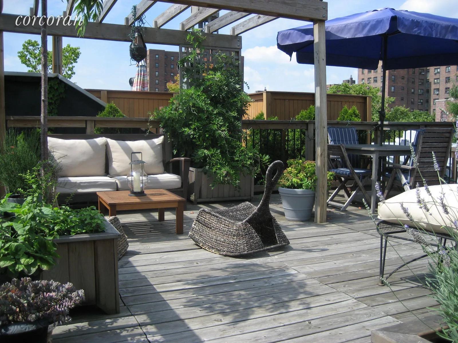 New York City Real Estate | View 167 Bond Street, 3 | Private Roof Deck | View 10