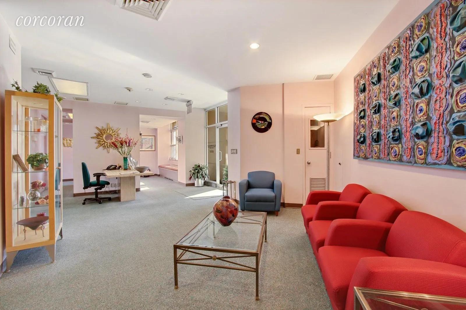 New York City Real Estate | View 200 East End Avenue, A | Other Listing Photo | View 3