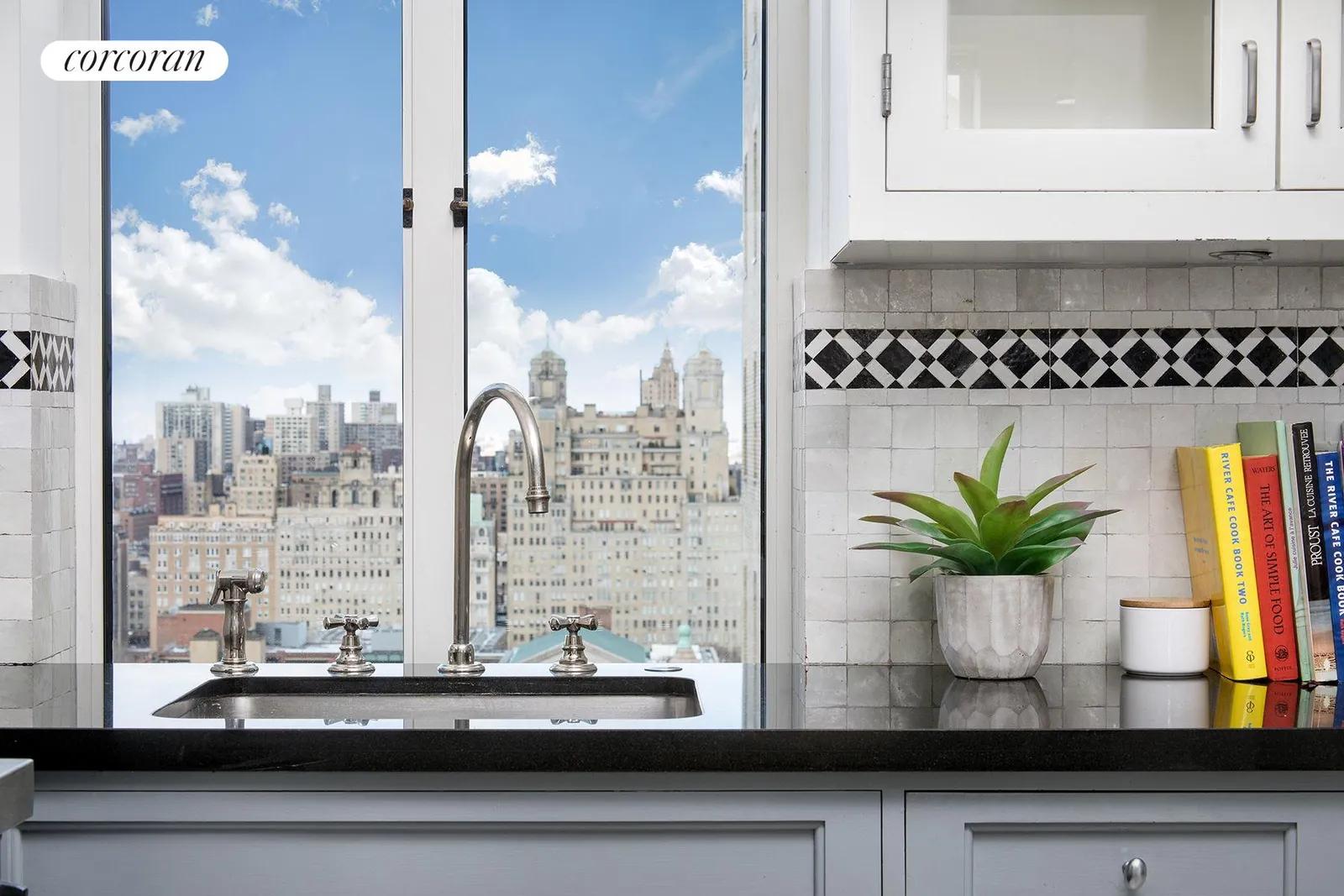 New York City Real Estate | View 145-146 Central Park West, 21C | room 11 | View 12